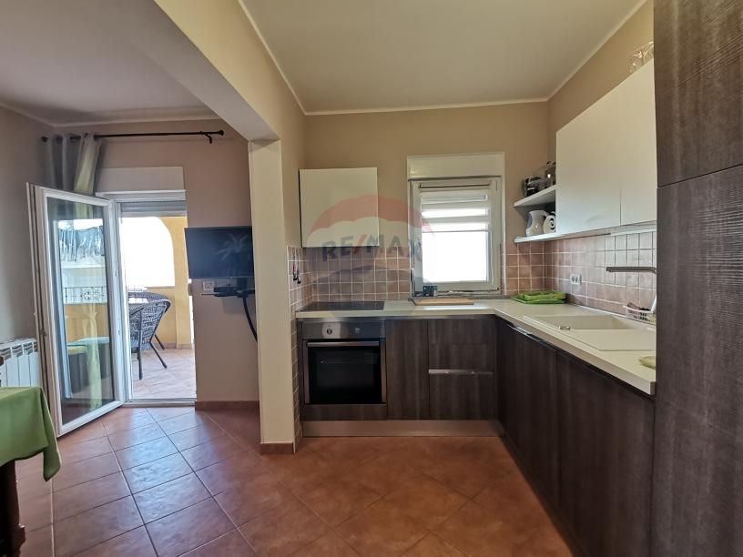  Istra, Novigrad - Dvosoban stan udaljen 400 m od mora i Novigradske šetnice  