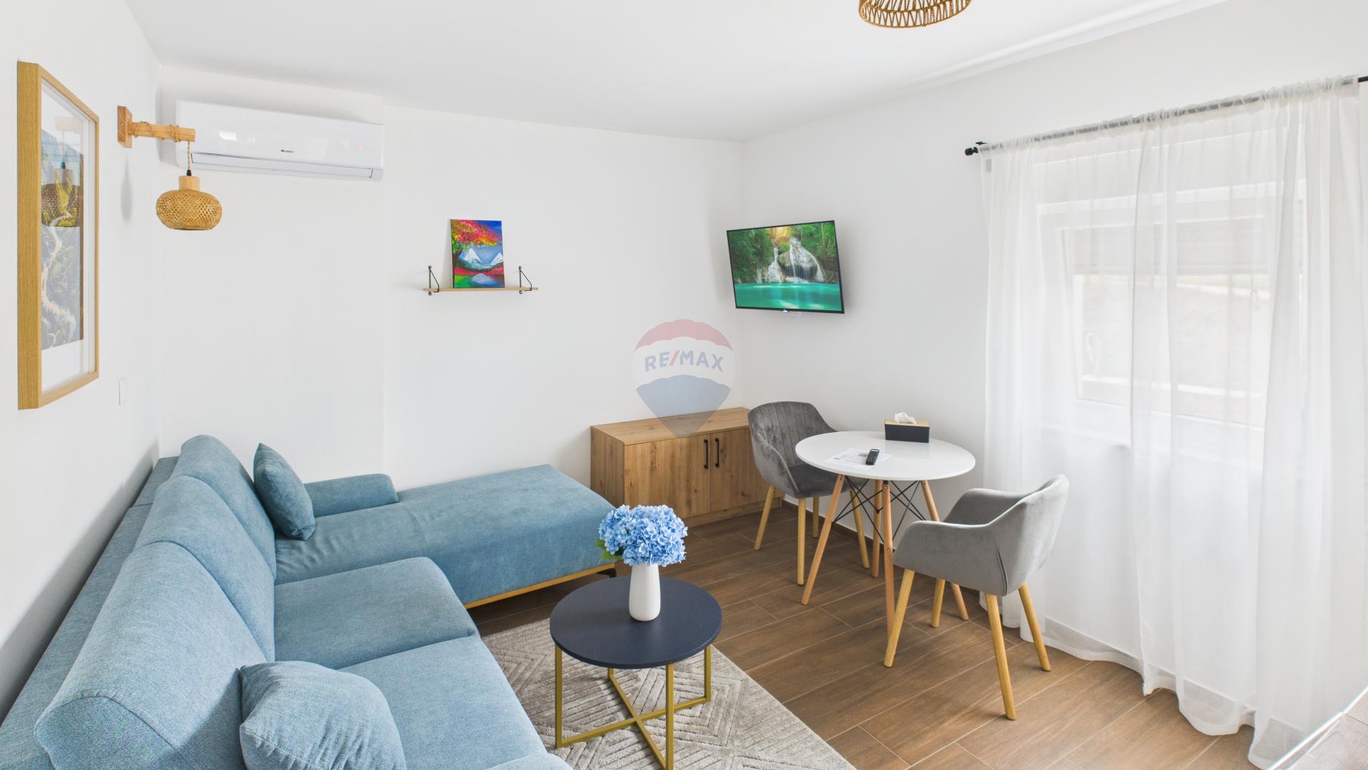 Kuća za turizam i građevinsko zemljište - Plitvička Jezera, Irinovac