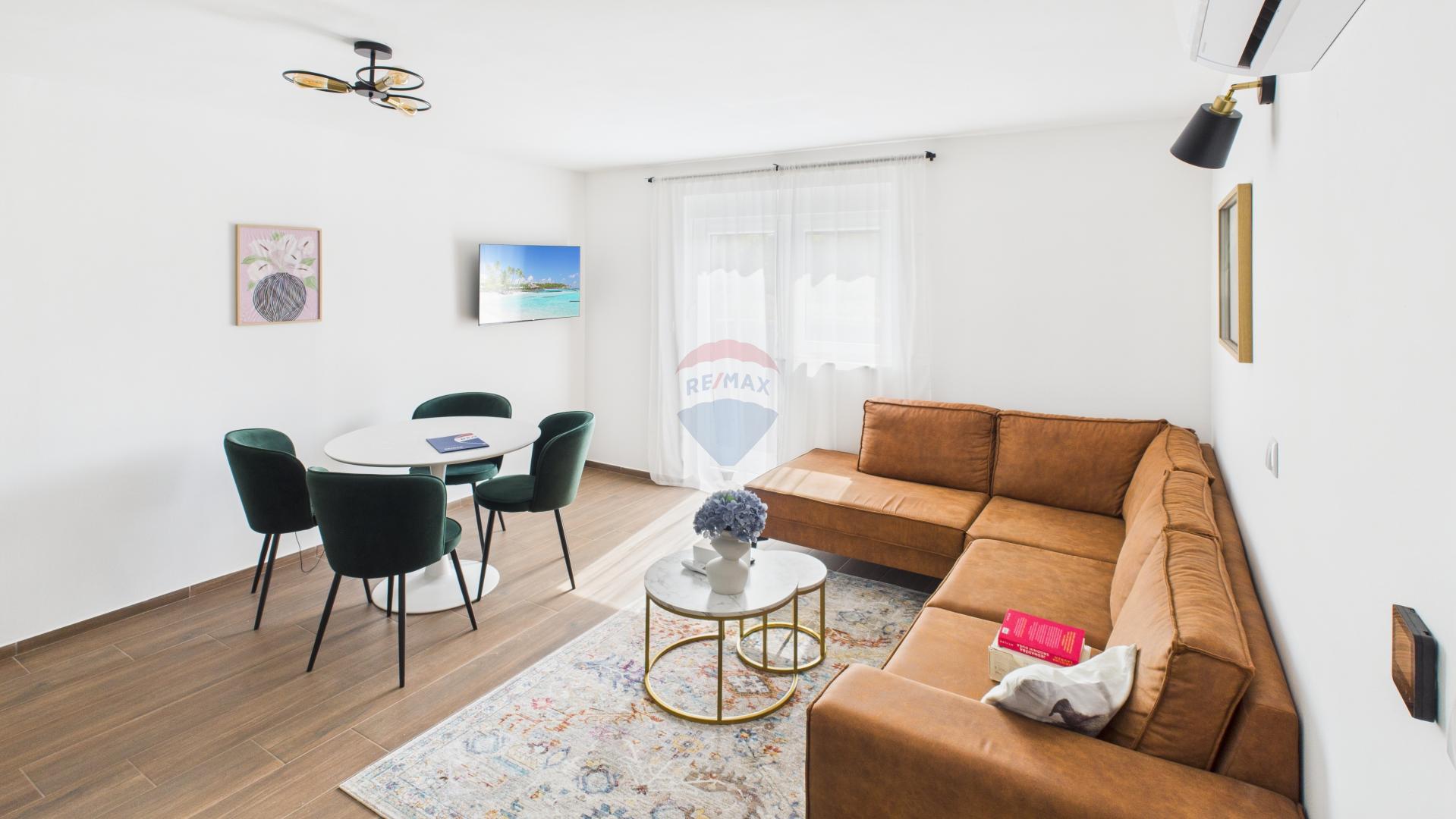 Kuća za turizam i građevinsko zemljište - Plitvička Jezera, Irinovac