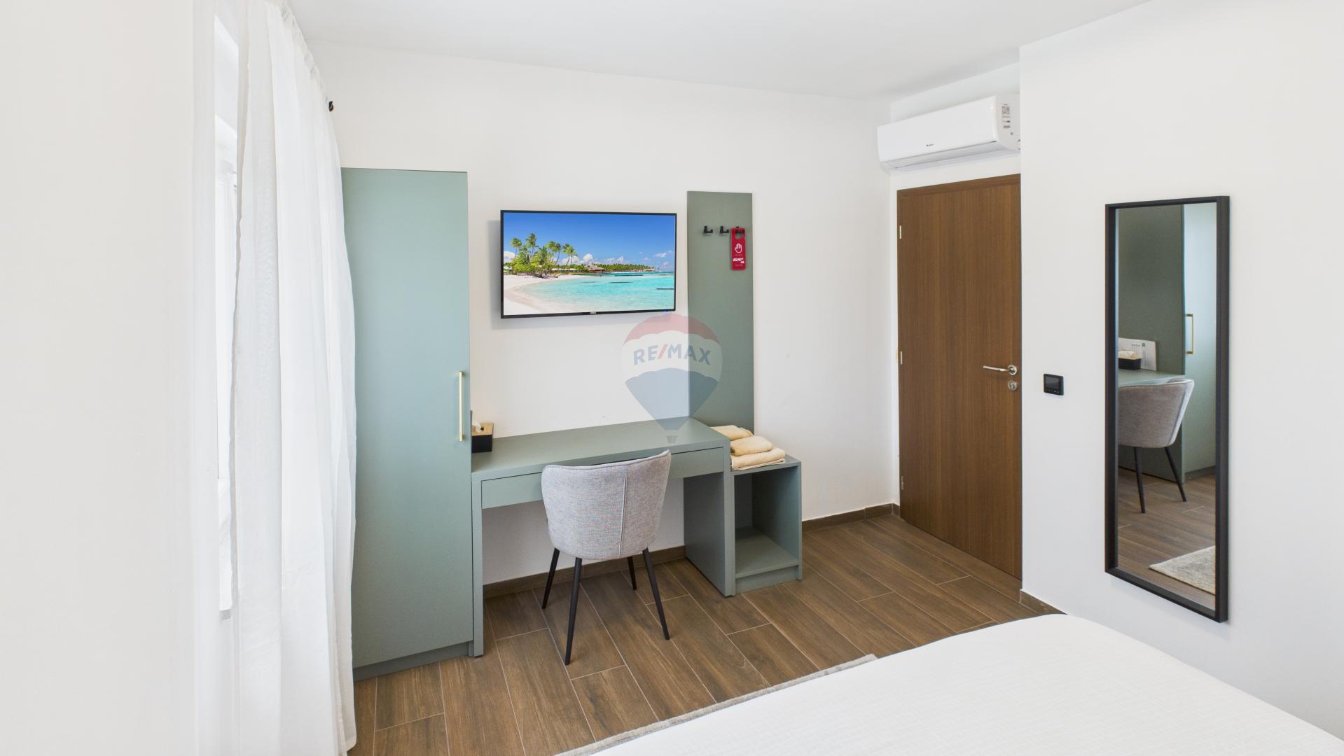 Kuća za turizam i građevinsko zemljište - Plitvička Jezera, Irinovac