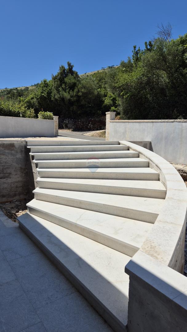 House Plomin, Kršan, 382m2