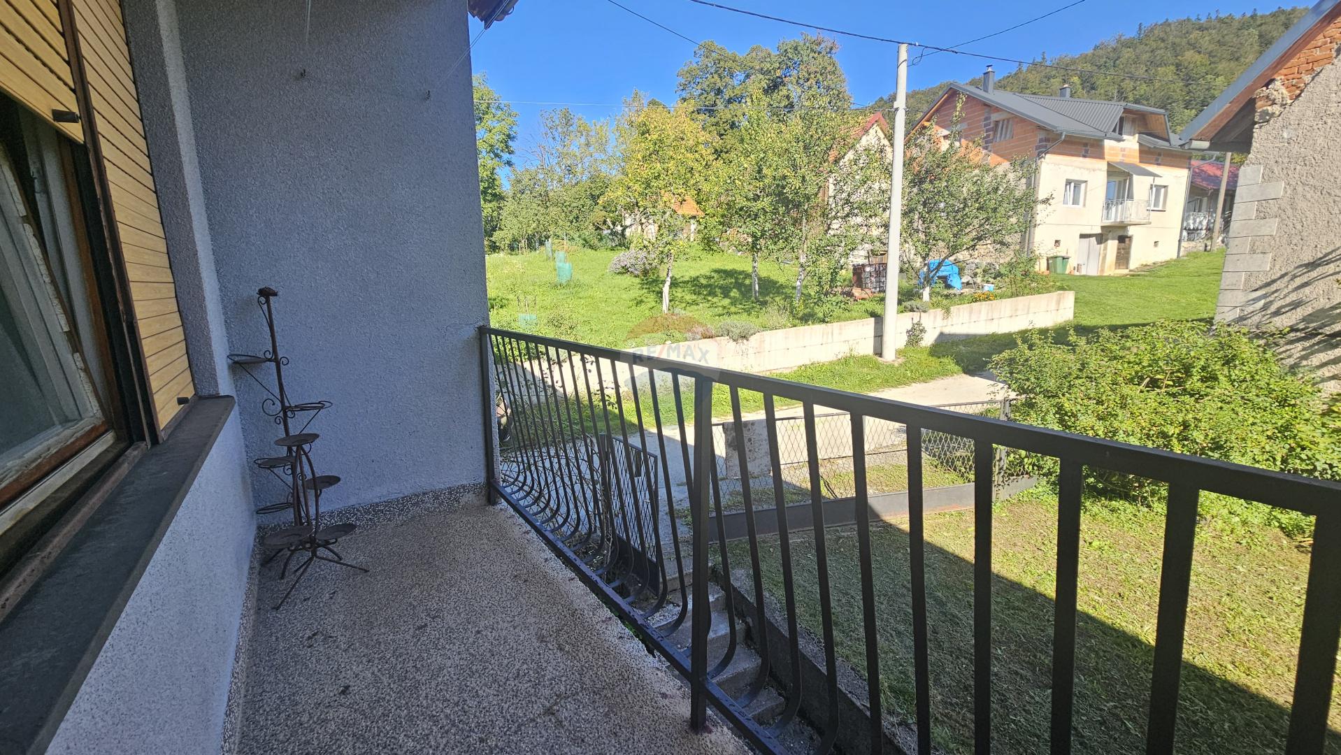 House , Vrbovsko, 228m2