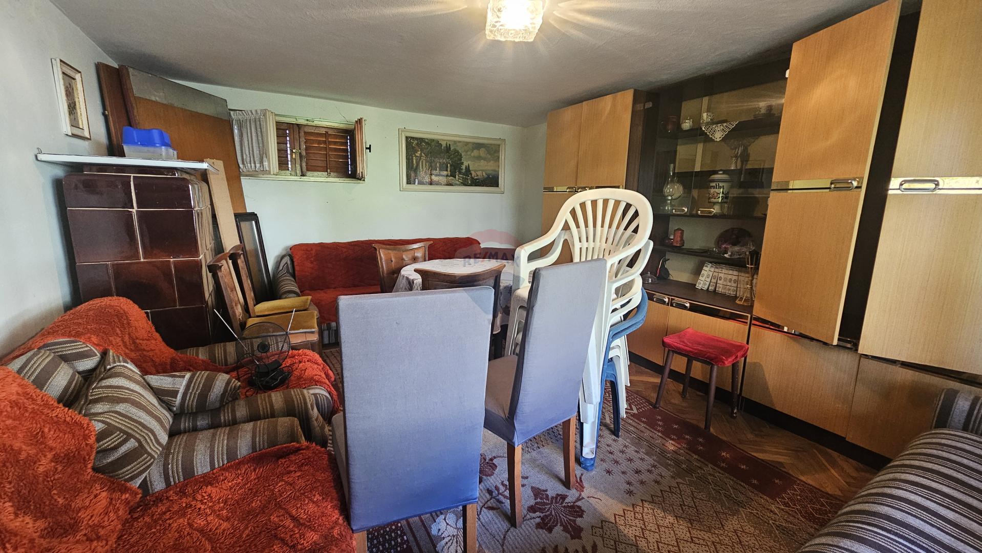 House , Vrbovsko, 228m2