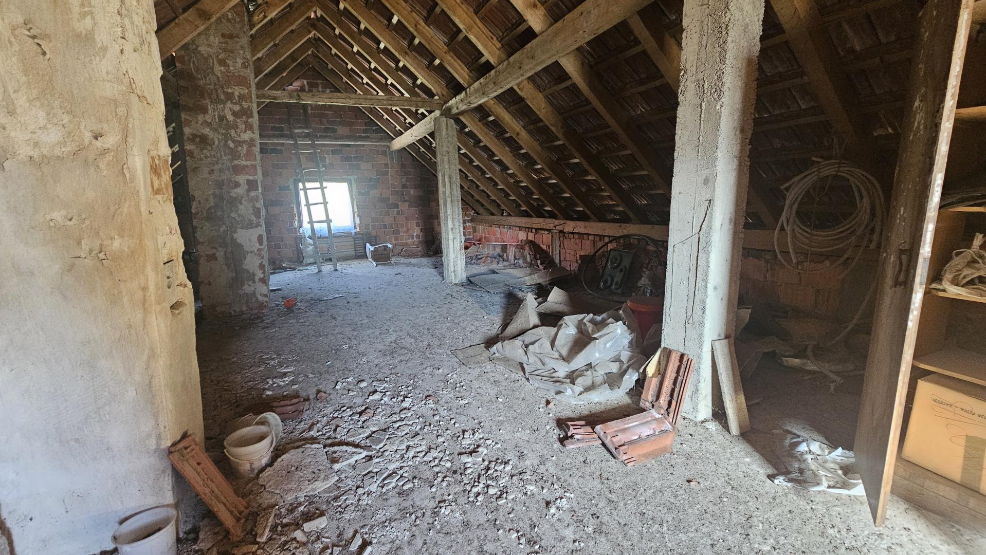 House , Vrbovsko, 228m2