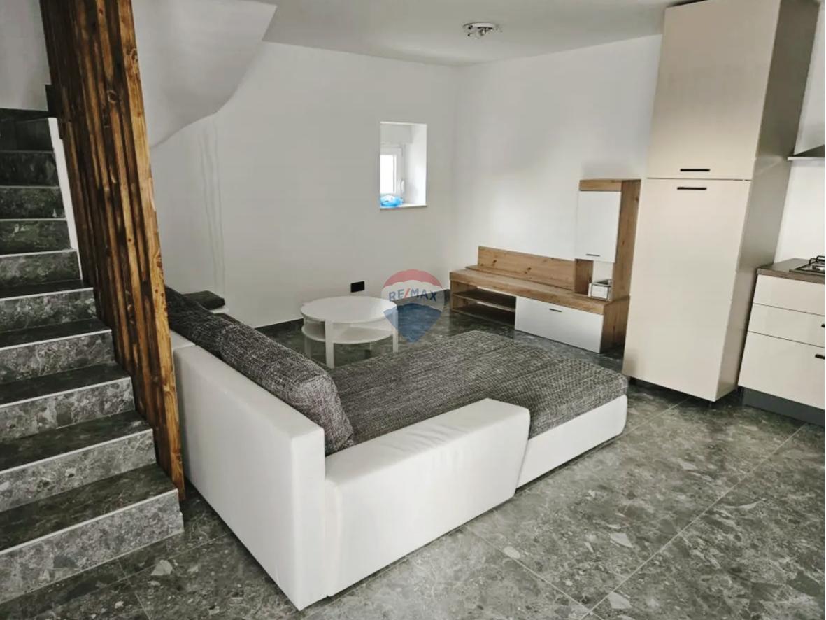 Istra, Žminj - kuća sa bazenom