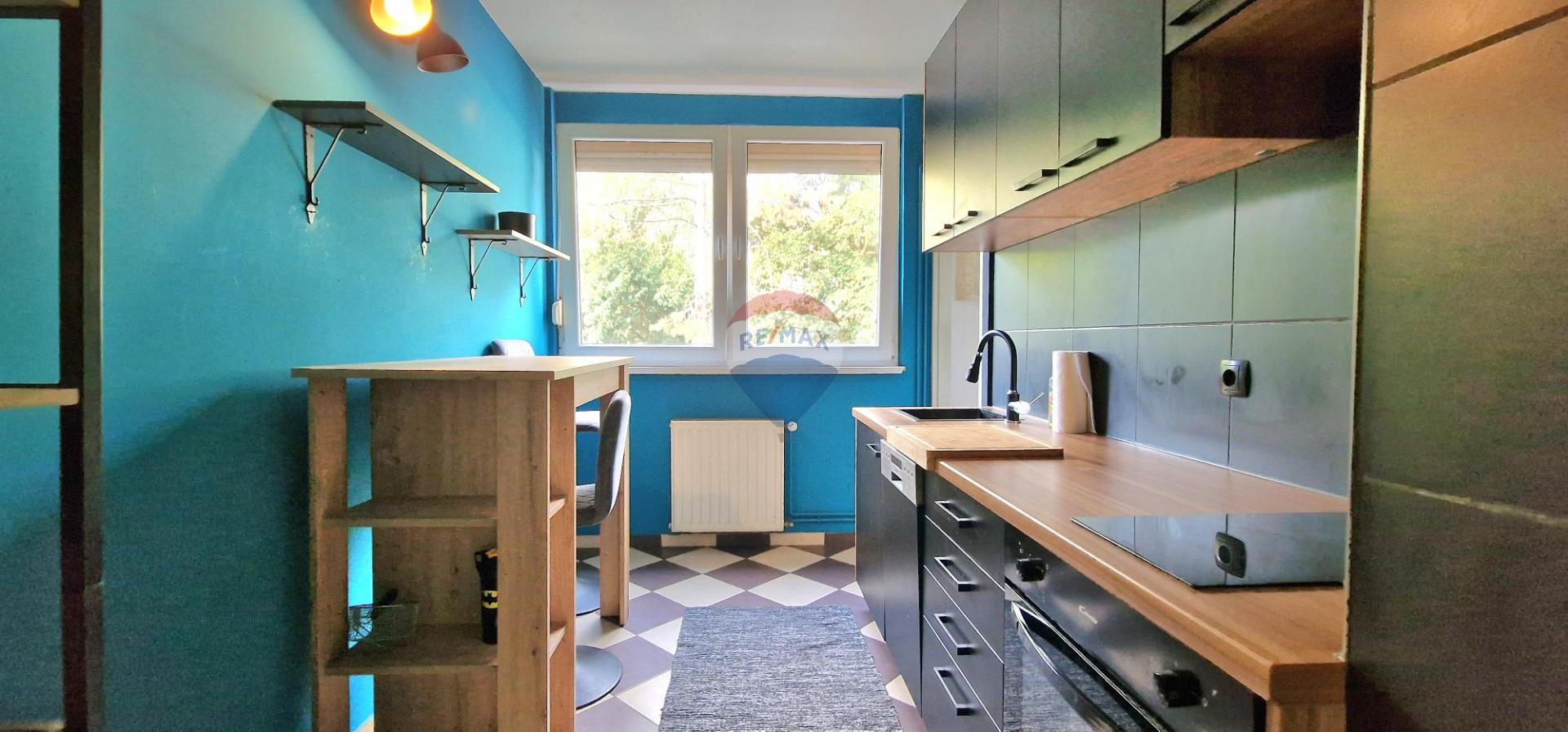 ZAGREB, Remetinečki gaj-useljiv stan 1. kat, 54m2