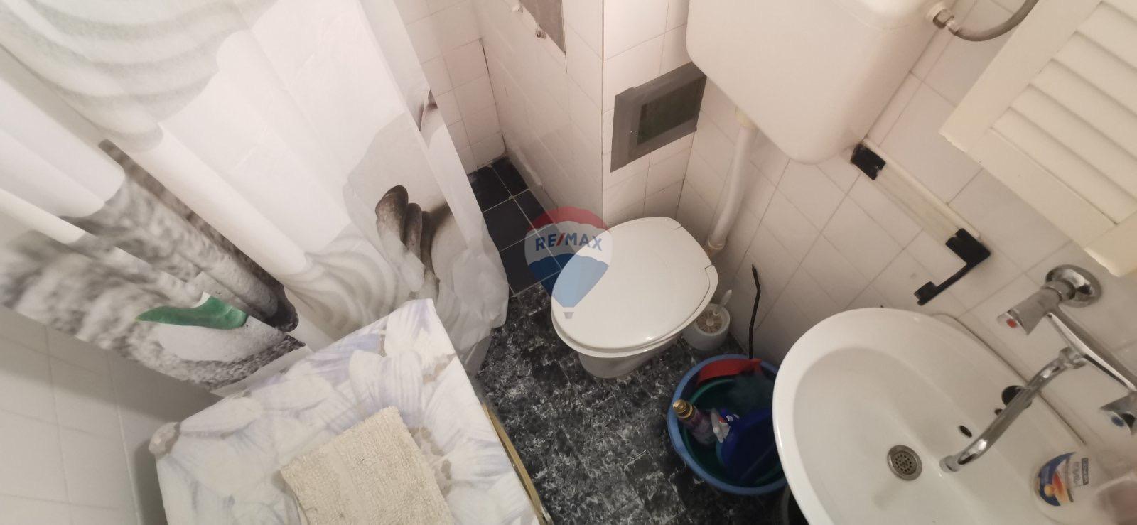 Rijeka, Vojak, stan 32 m2, prizemlje - odlična lokacija