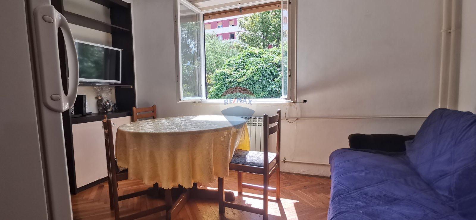 Rijeka, Vojak, stan 32 m2, prizemlje - odlična lokacija