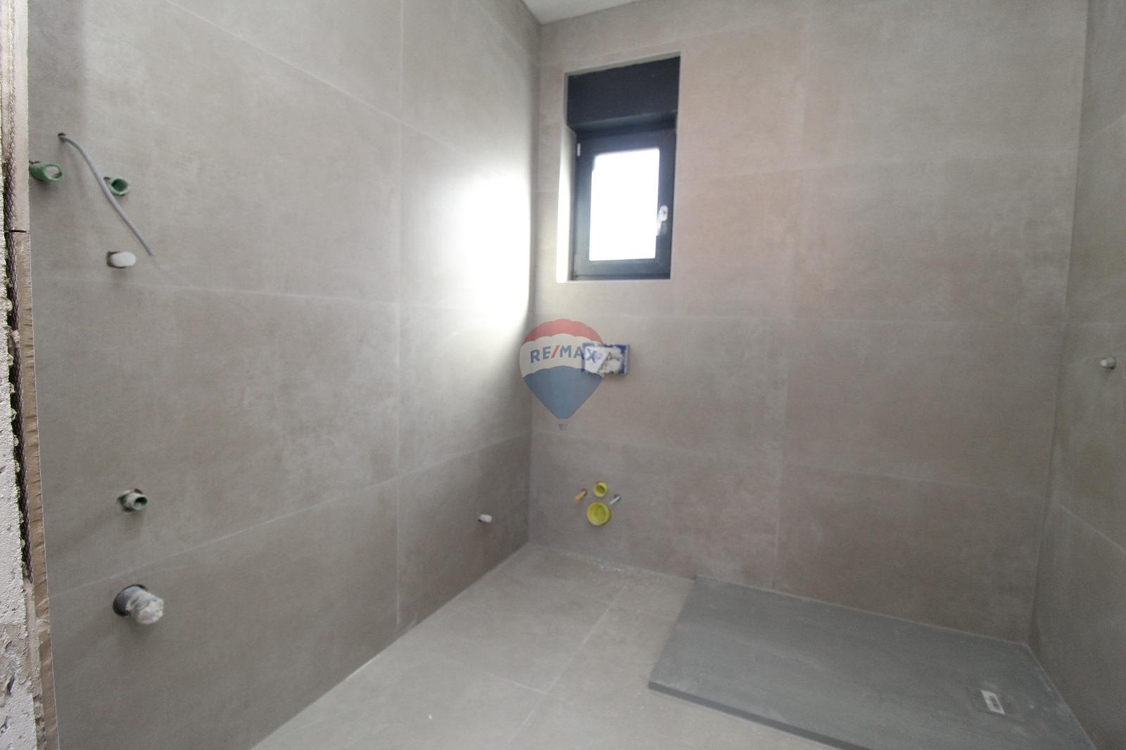 Istra, Umag - Dvosoban stan u novogradnji