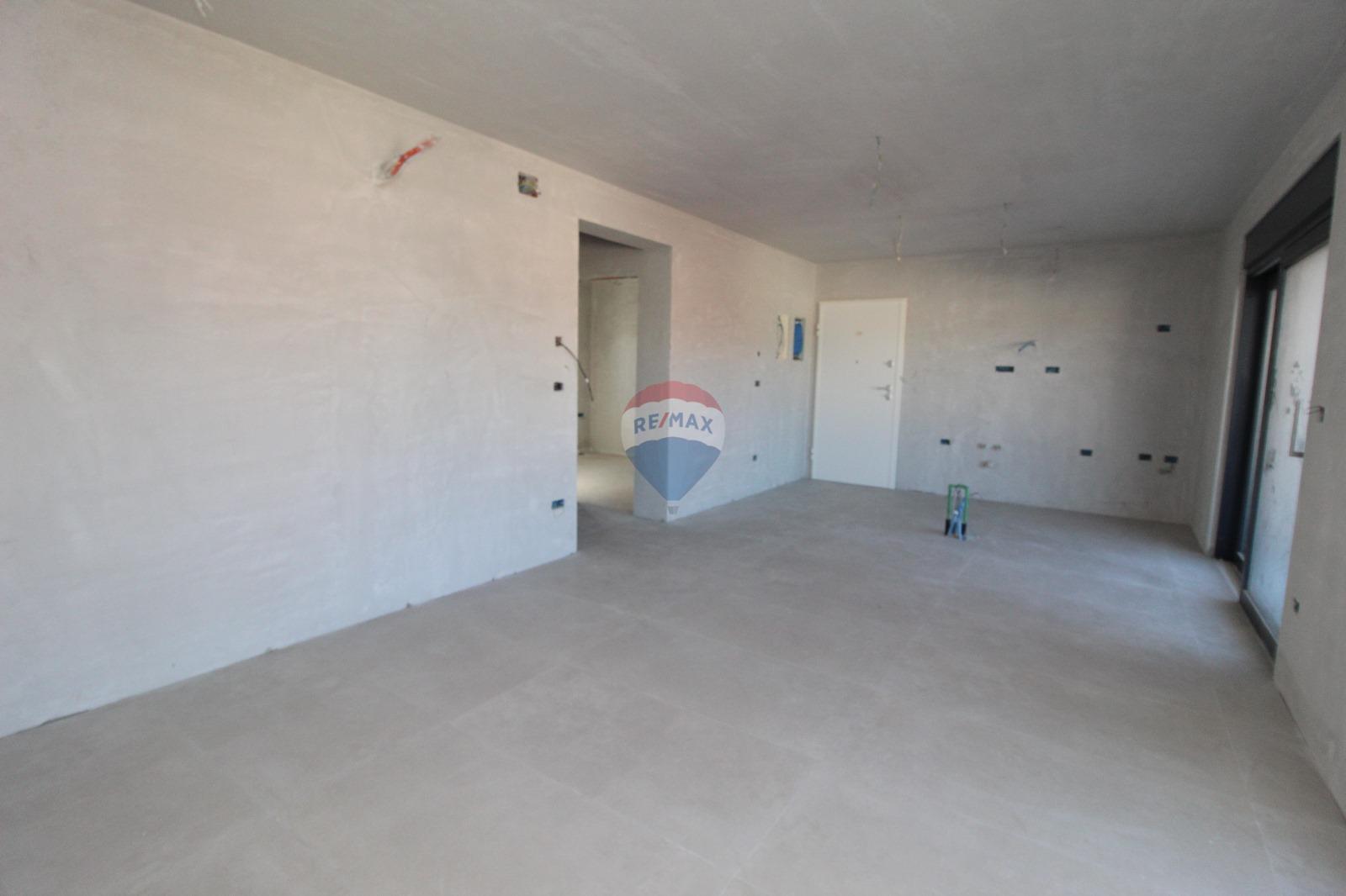 Istra, Umag - Dvosoban stan u novogradnji