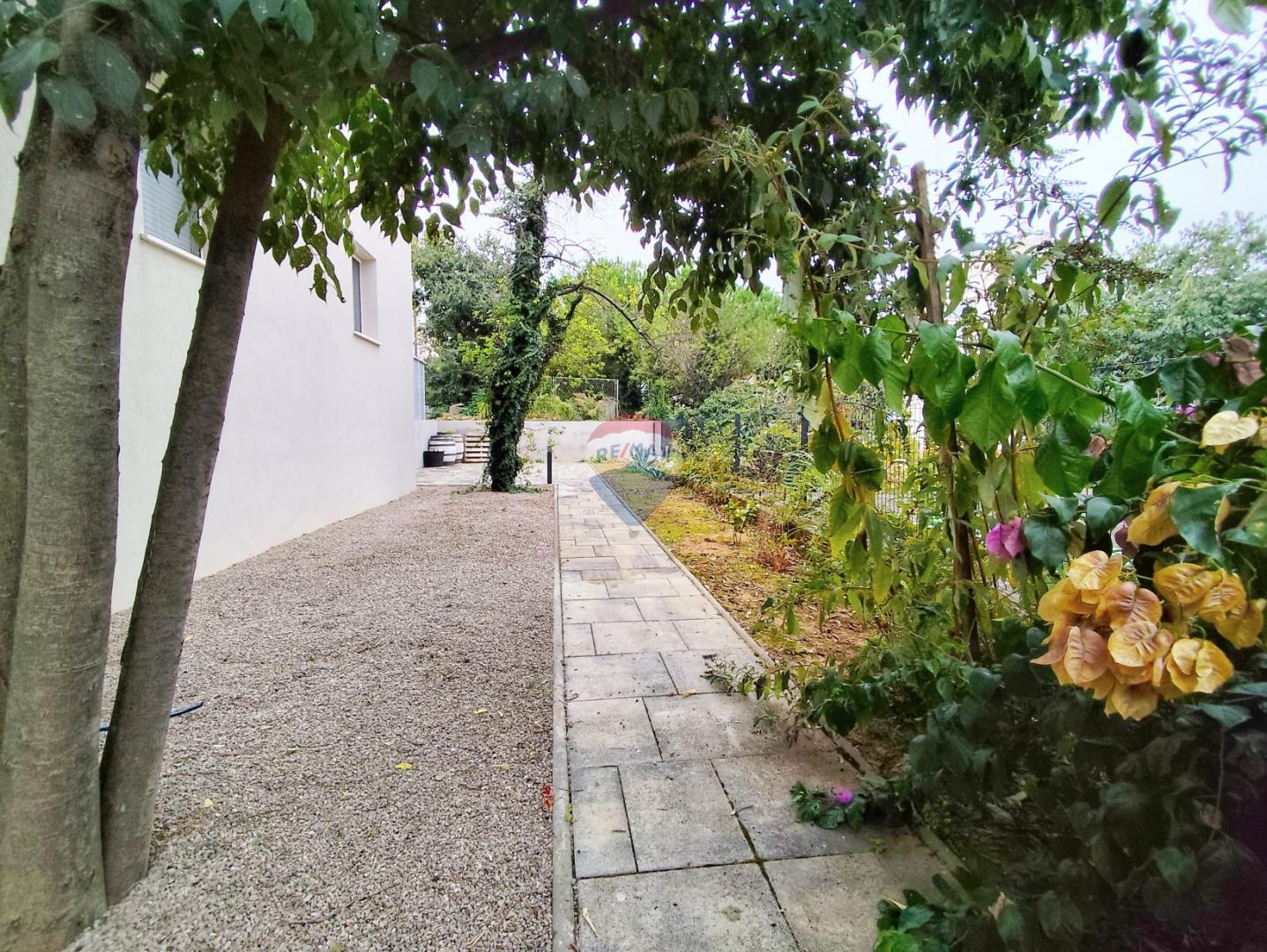 Rijeka, Vojak, najam novoadaptiranog stana s dvorištem