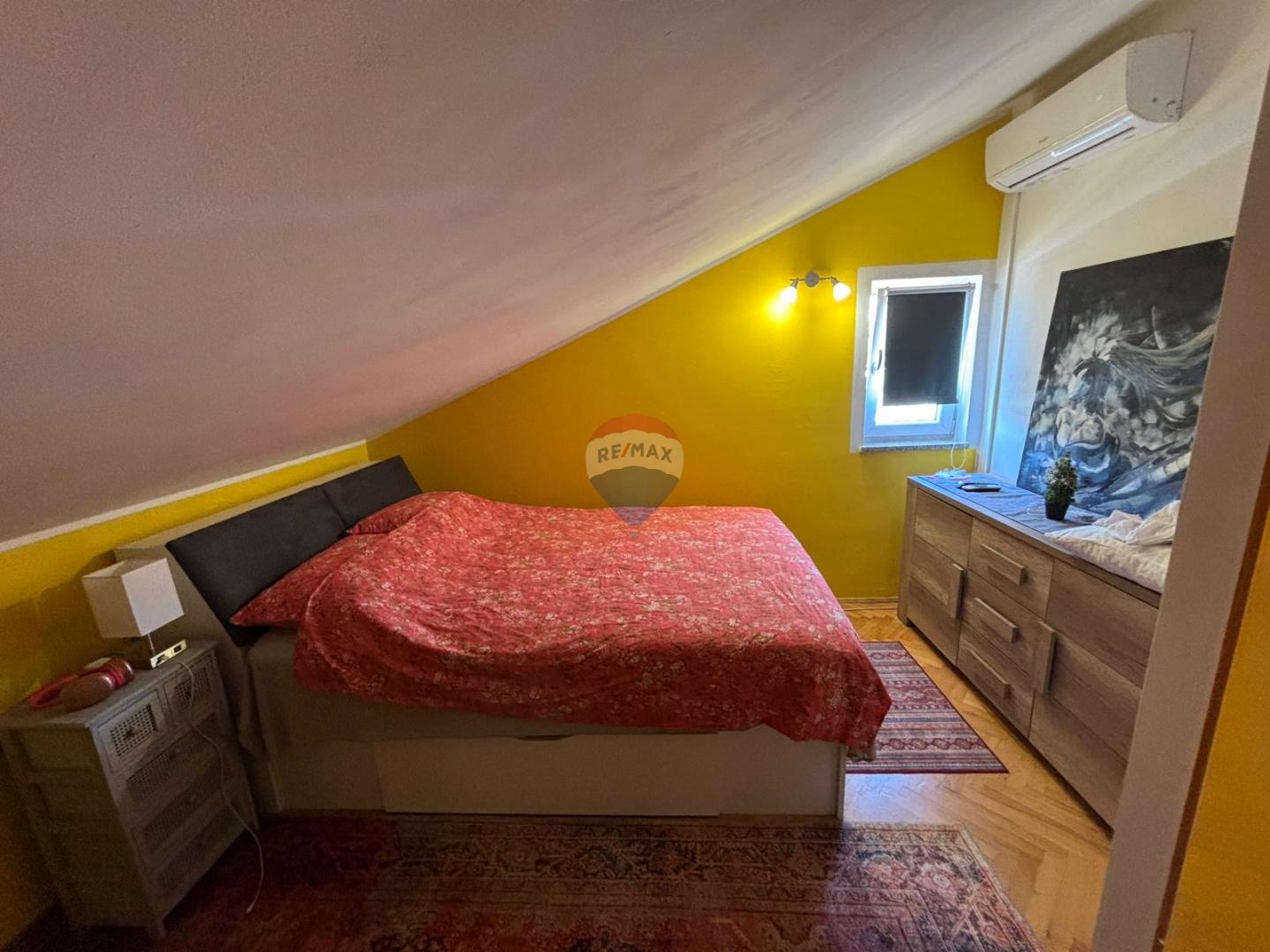 Condo/Apartment Srdoči, Rijeka, 85m2