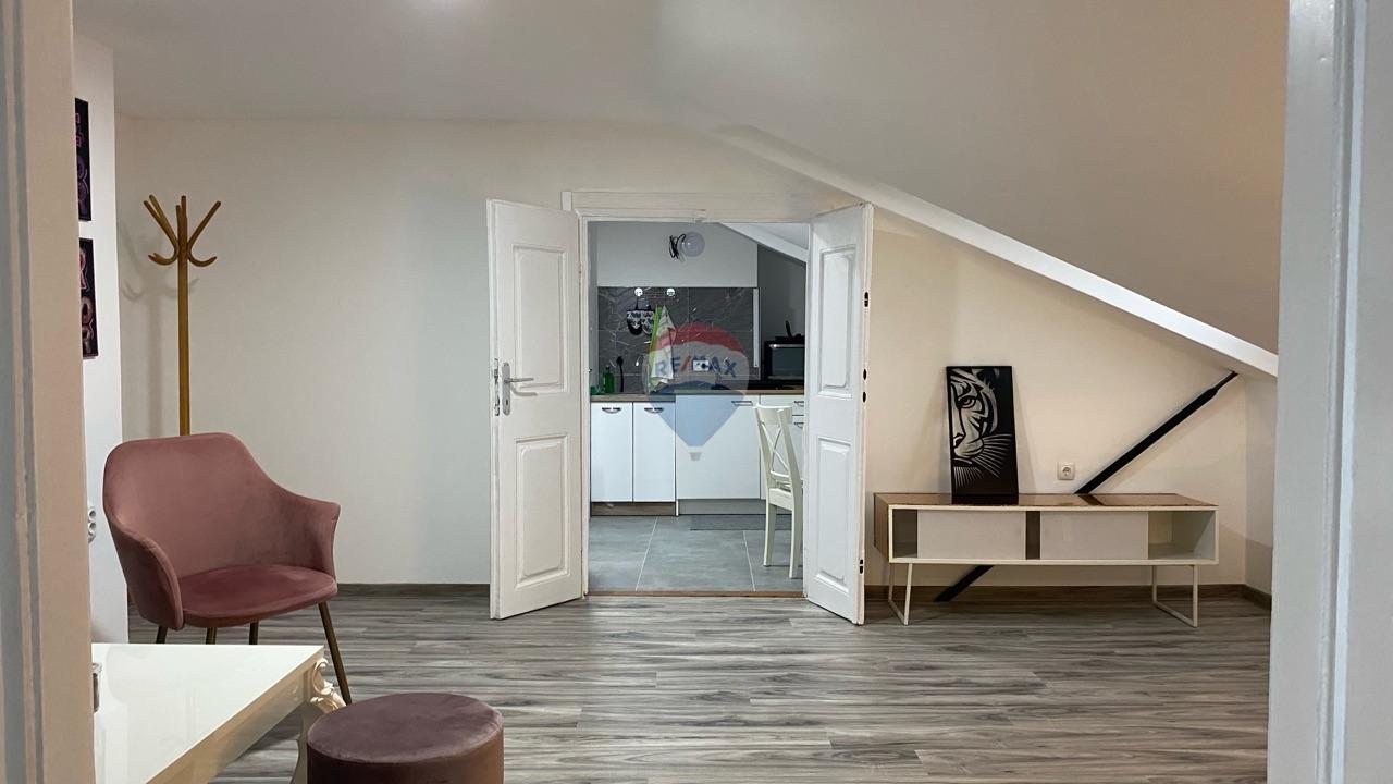 Rijeka - Centar, jednosobni stan, 66 m2