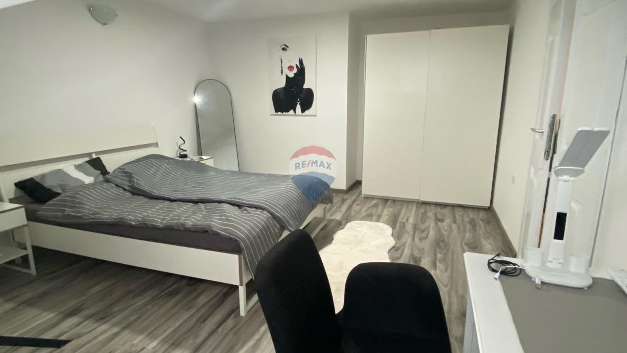 Rijeka - Centar, jednosobni stan, 66 m2