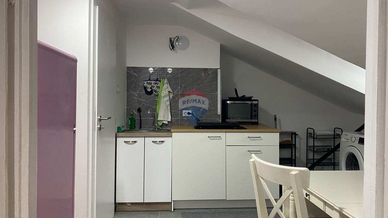 Rijeka - Centar, jednosobni stan, 66 m2