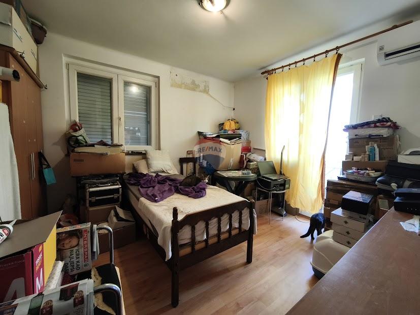 Rijeka, Donja Vežica - dvosoban stan