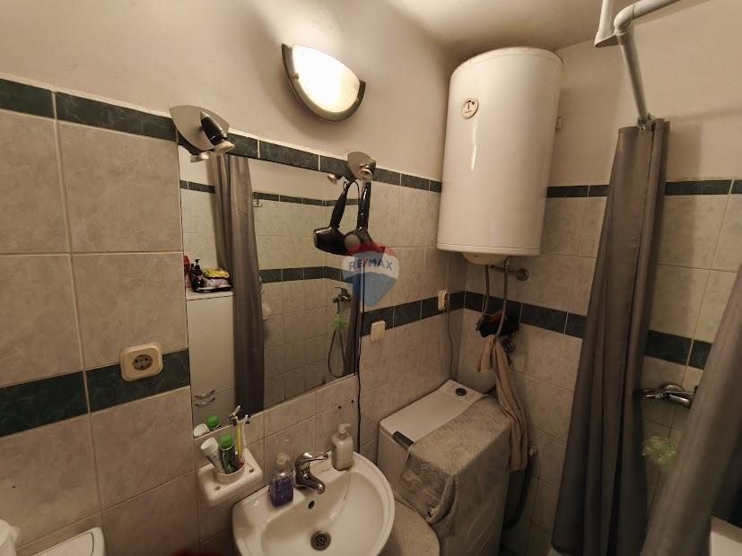 Rijeka, Donja Vežica - dvosoban stan