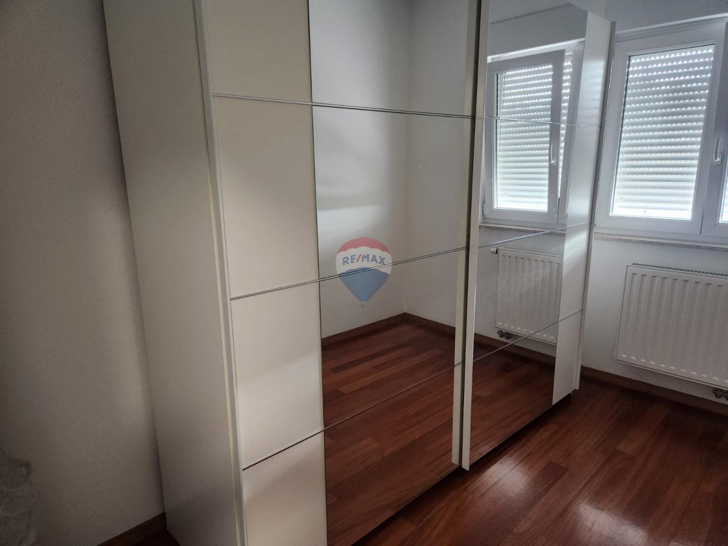 Zagreb, Remetinec - dvosobni stan 50 m2