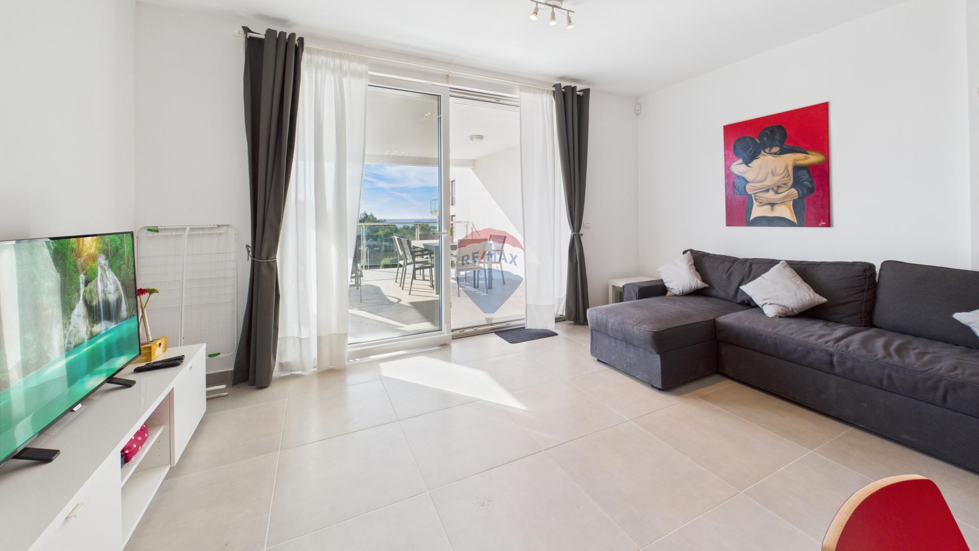 ISTRA, FAŽANA OKOLICA - predivan stan s pogledom na more