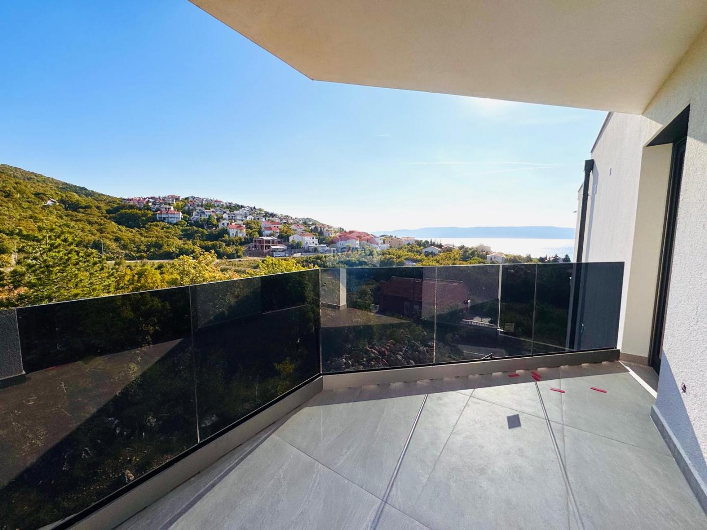 Novi Vinodolski,Klenovica-stan u novogradnji, prizemlje