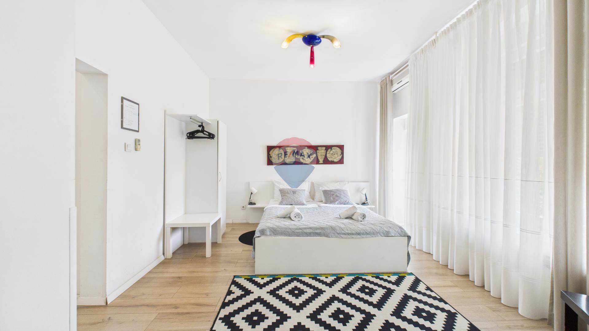 Zagreb, Donji Grad, Studio apartman