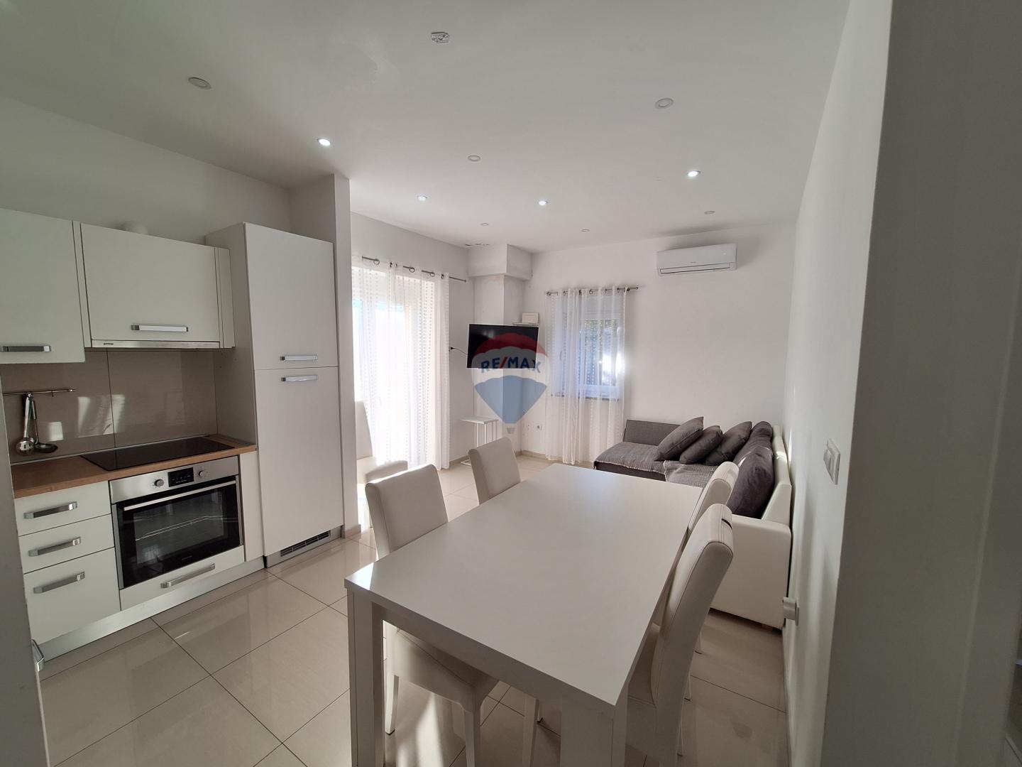 Opatija, Matulji - dvosobni stan za dugoročni najam