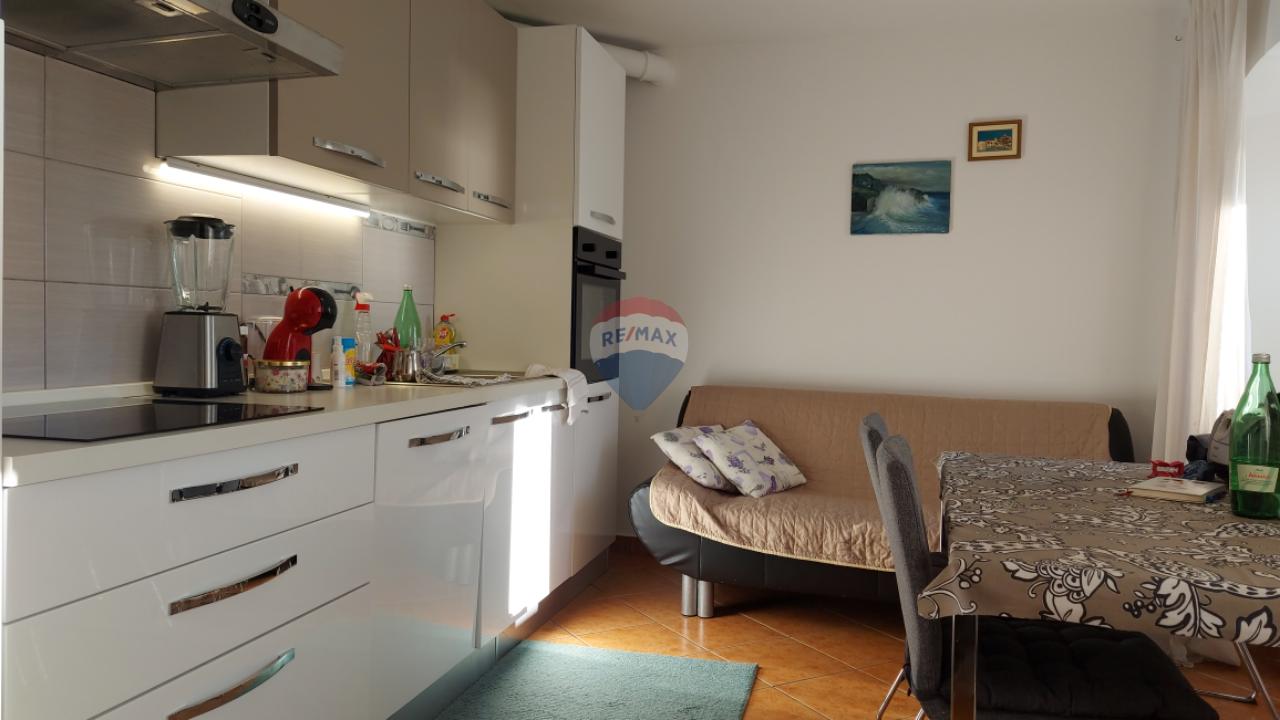 Kostrena - samostojeća kuća