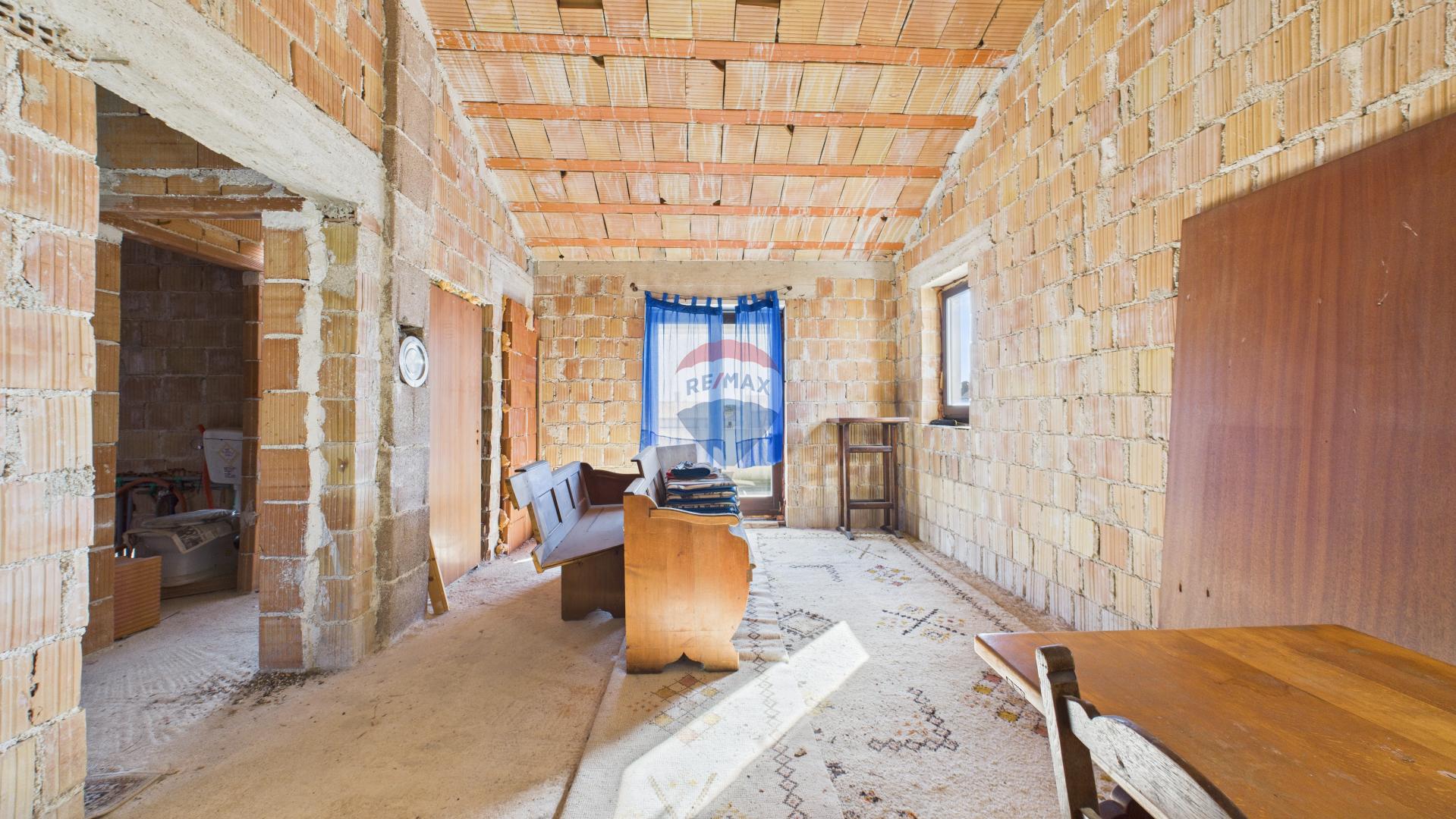 Pula, Veruda Porat - kuća sa tri stana