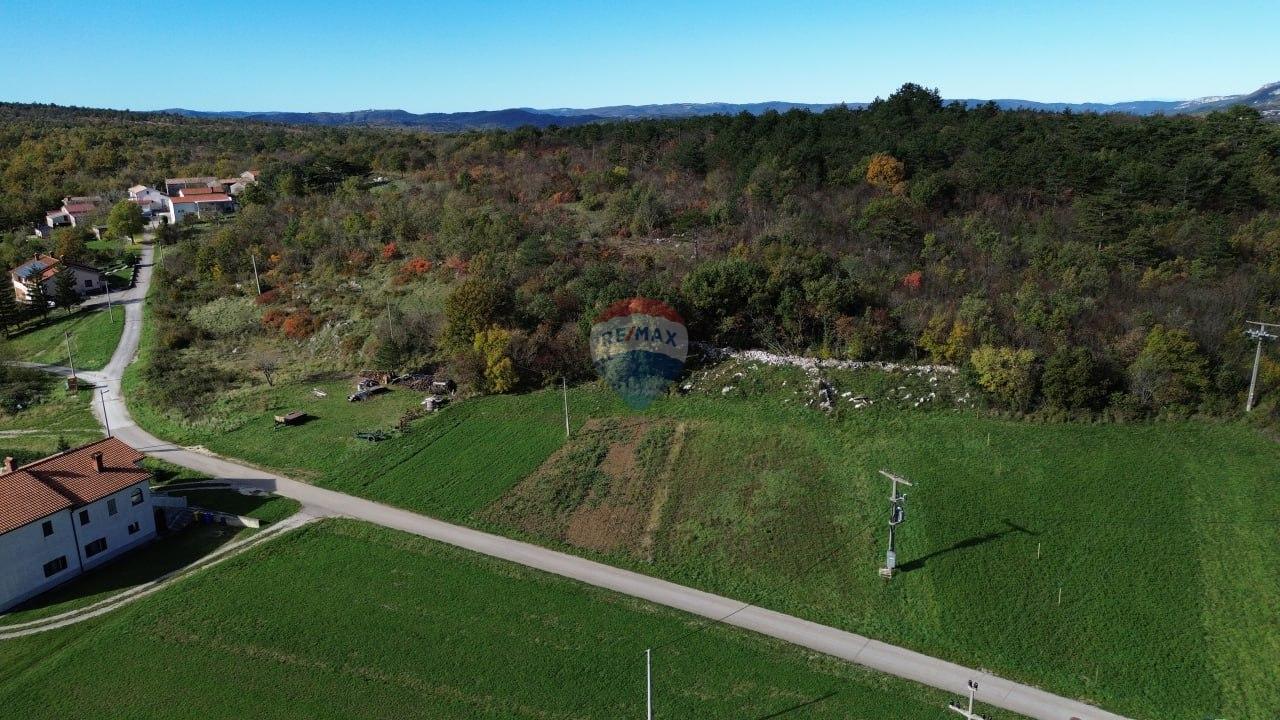 ISTRIA, ROČKO POLJE - Building land 1784 m2 - Affordable!