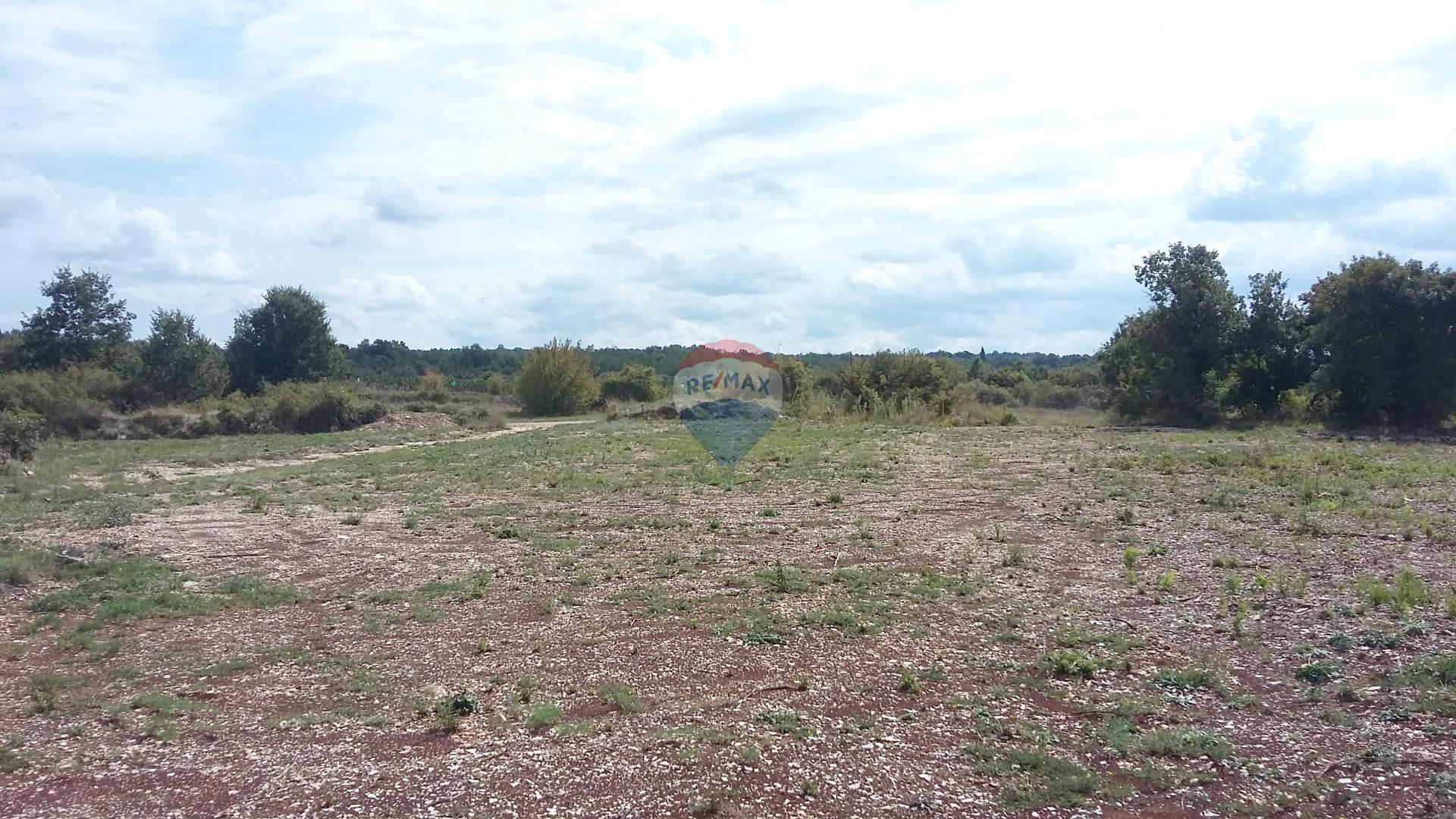 Istra, Rovinj, Kanfanar - građevinsko zemljište stambene namjene