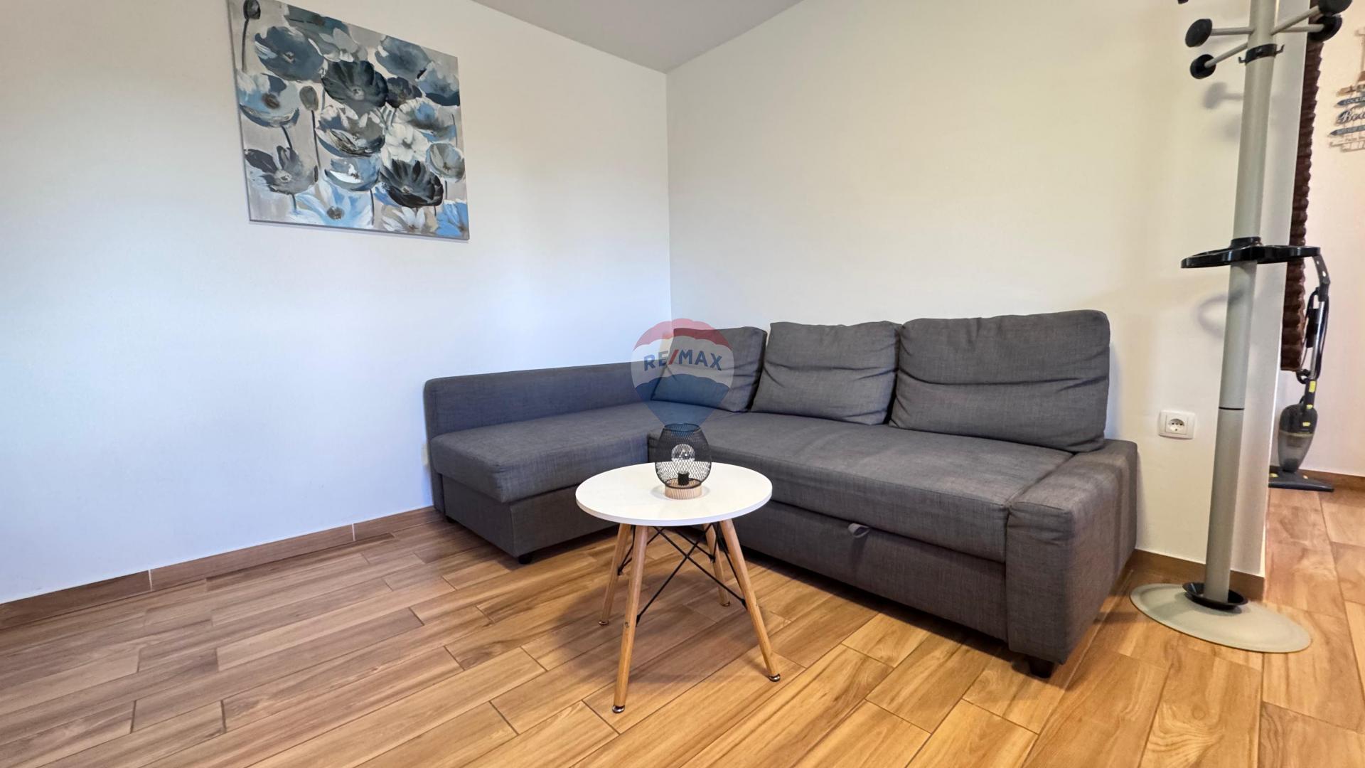 Condo/Apartment Kostrena, 35m2