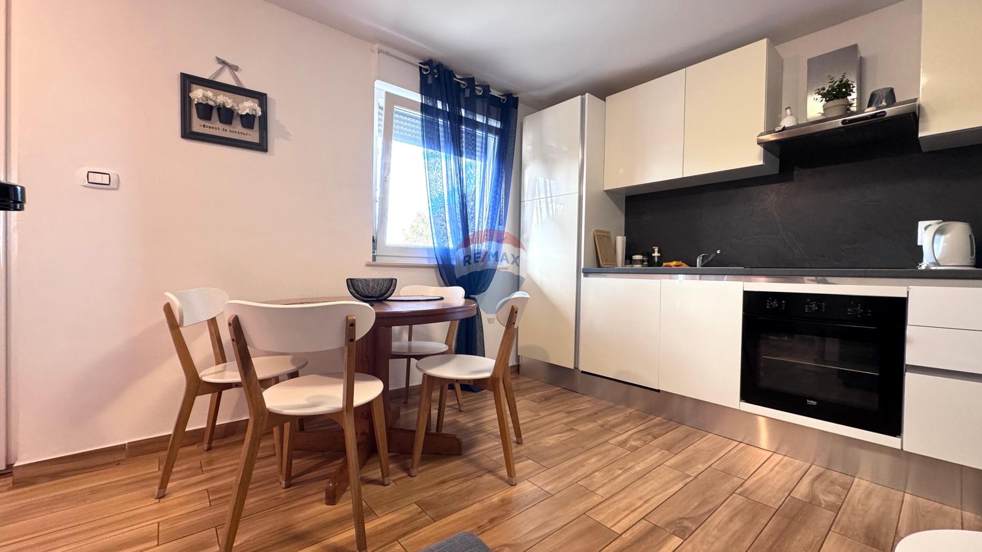 Condo/Apartment Kostrena, 35m2