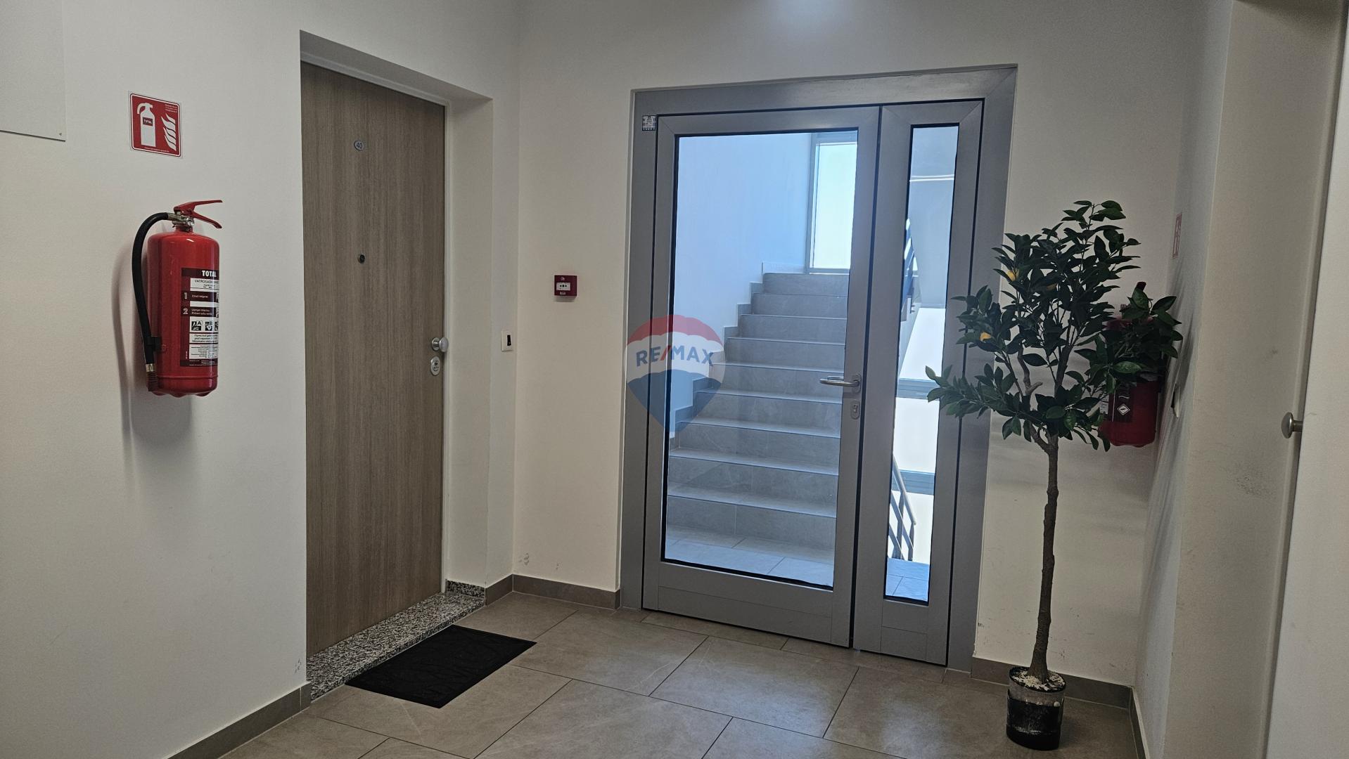 Rijeka, Martinkovac - moderan stan s pogledom na more