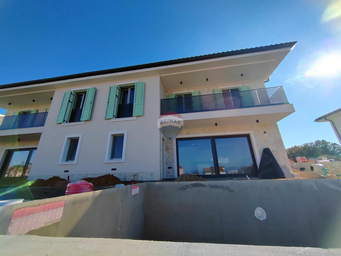 OTOK KRK-MALINSKA, luksuzna novogradnja u Malinskoj - Ključ u Ruke