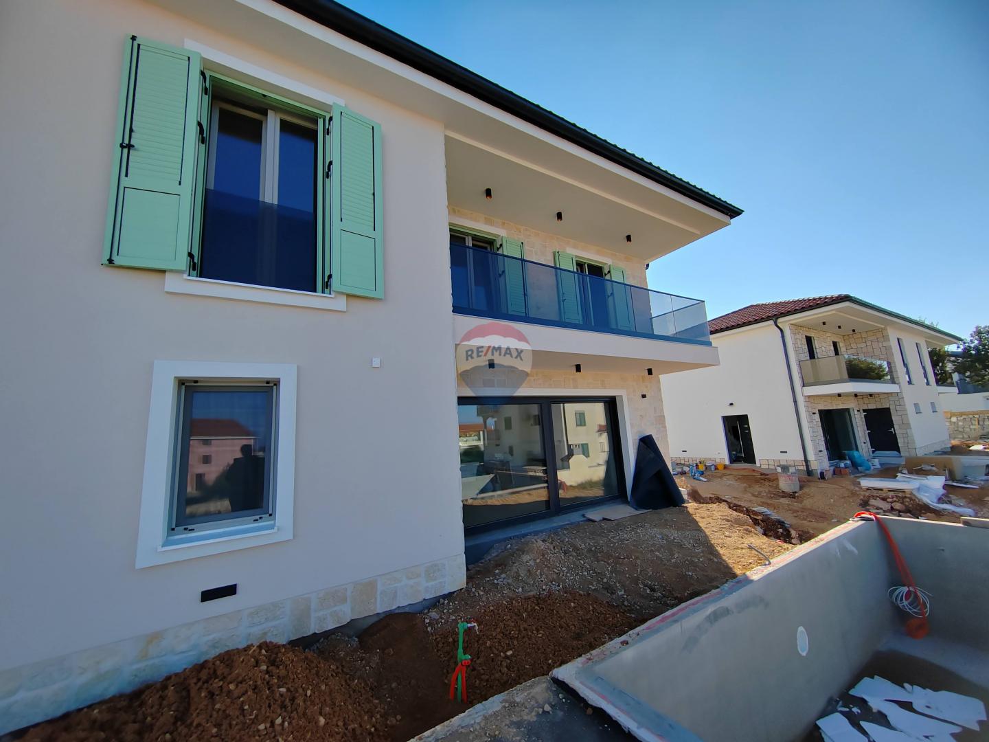 OTOK KRK-MALINSKA, luksuzna novogradnja u Malinskoj - Ključ u Ruke