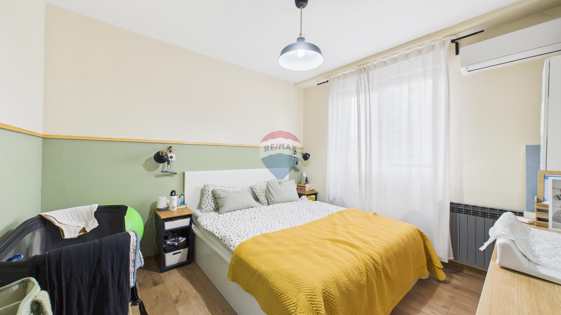 Zagreb, Trnsko - novouređen dvosoban stan