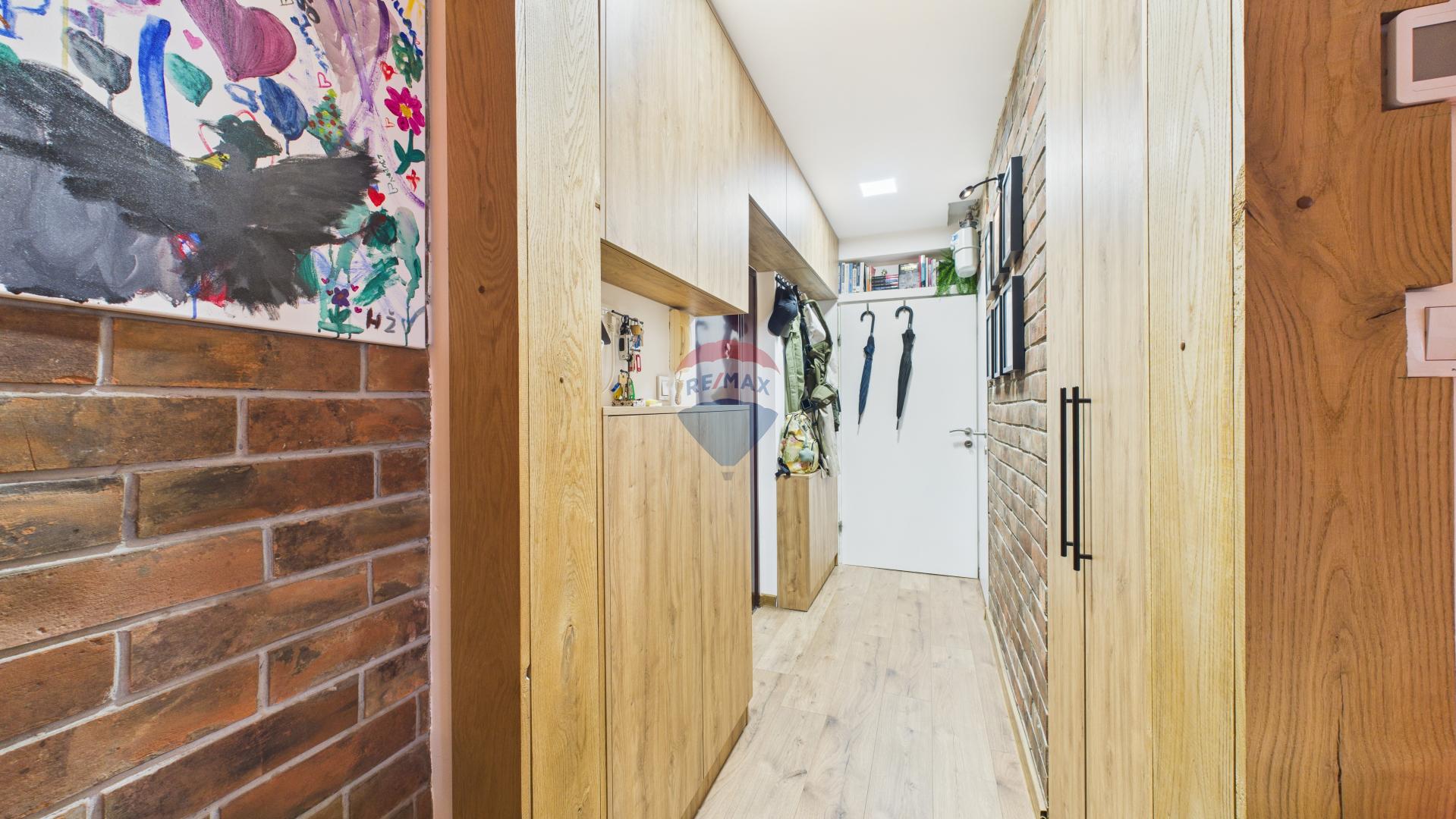 Zagreb, Trnsko - novouređen dvosoban stan