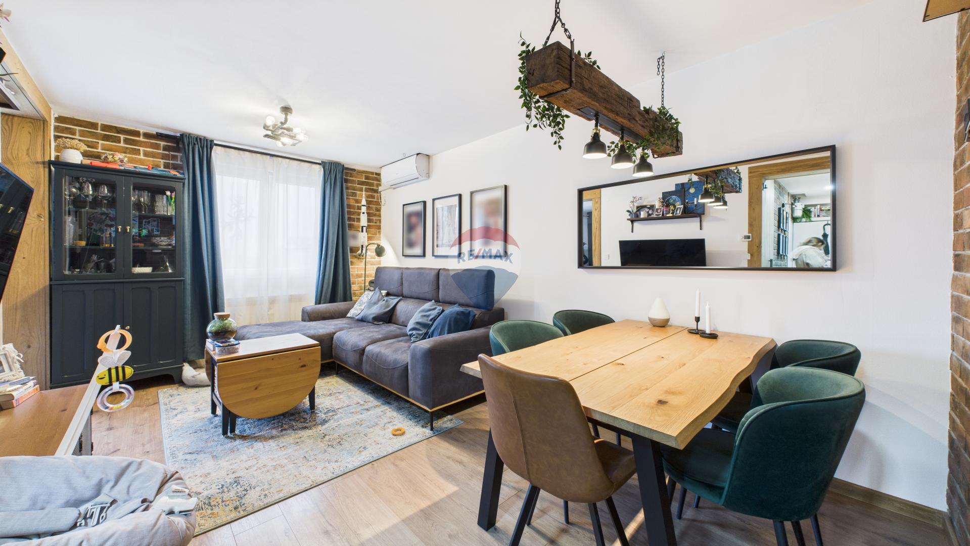 Zagreb, Trnsko - novouređen dvosoban stan