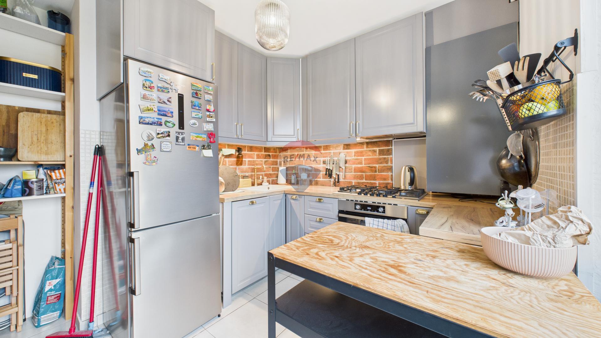 Zagreb, Trnsko - novouređen dvosoban stan