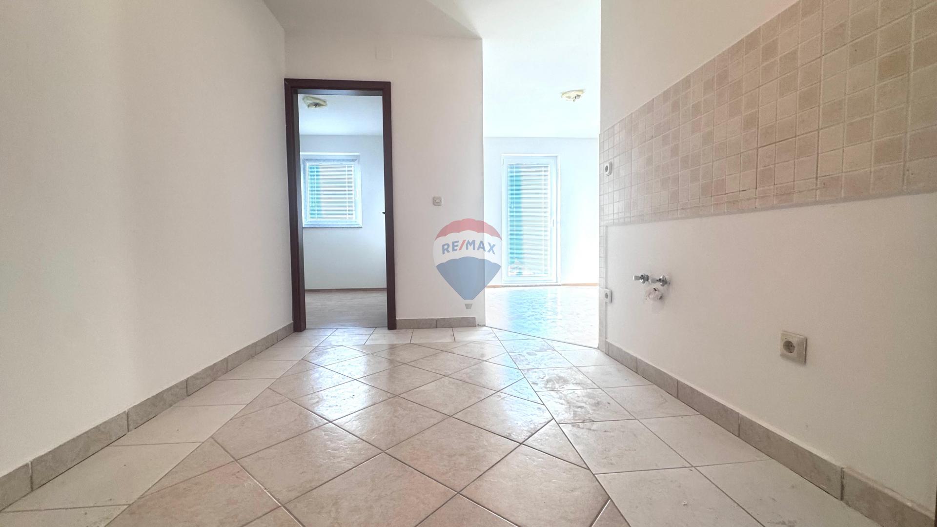 Condo/Apartment Njivice, Omišalj, 79m2