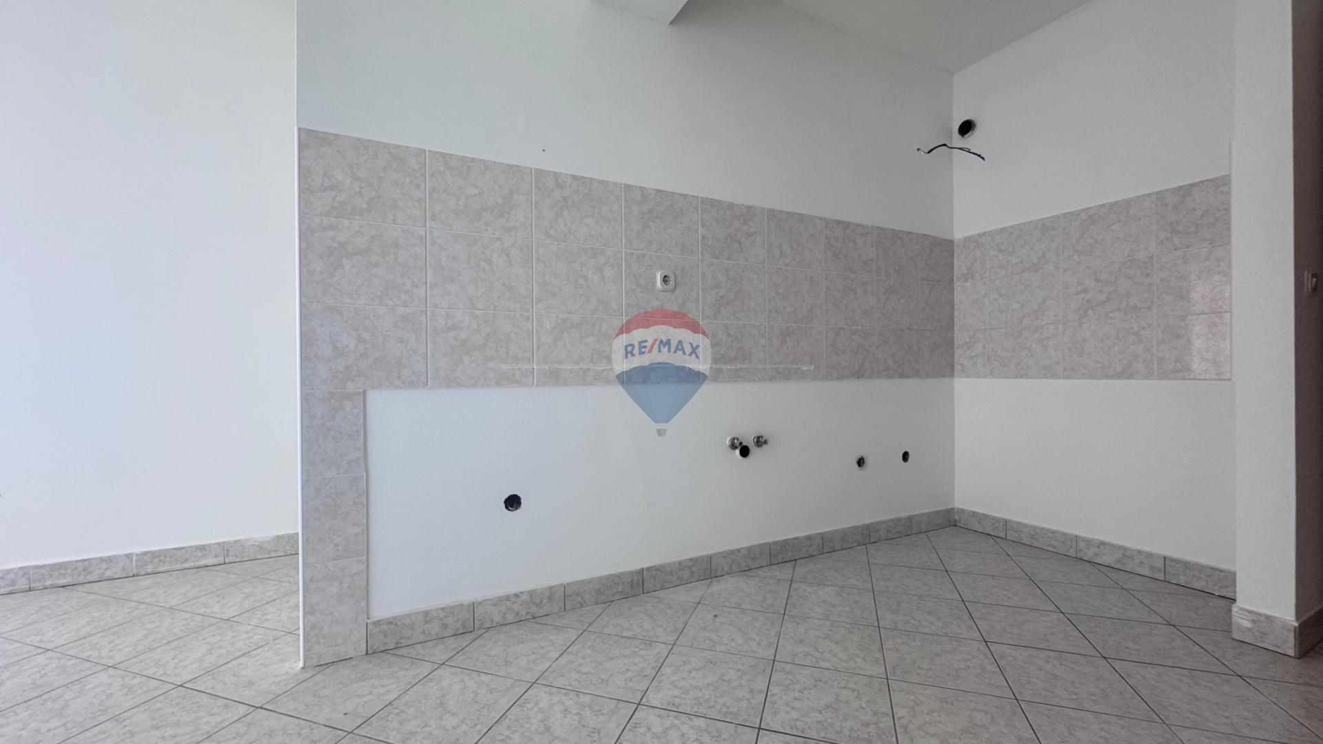 Condo/Apartment Njivice, Omišalj, 79m2