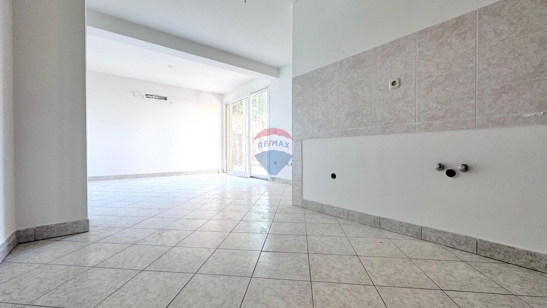 Condo/Apartment Njivice, Omišalj, 79m2