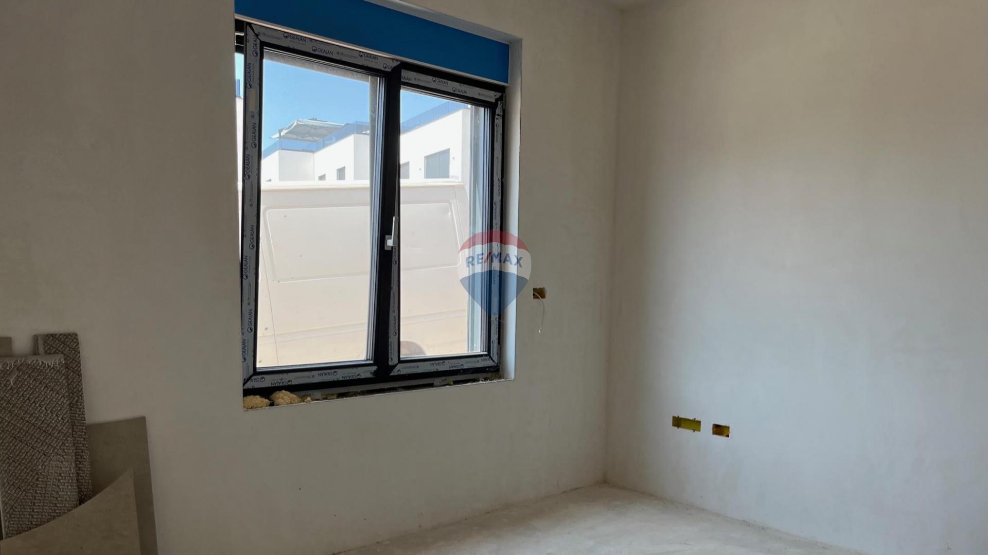 Istra, Poreč - trosoban stan s pogledom na more, novogradnja