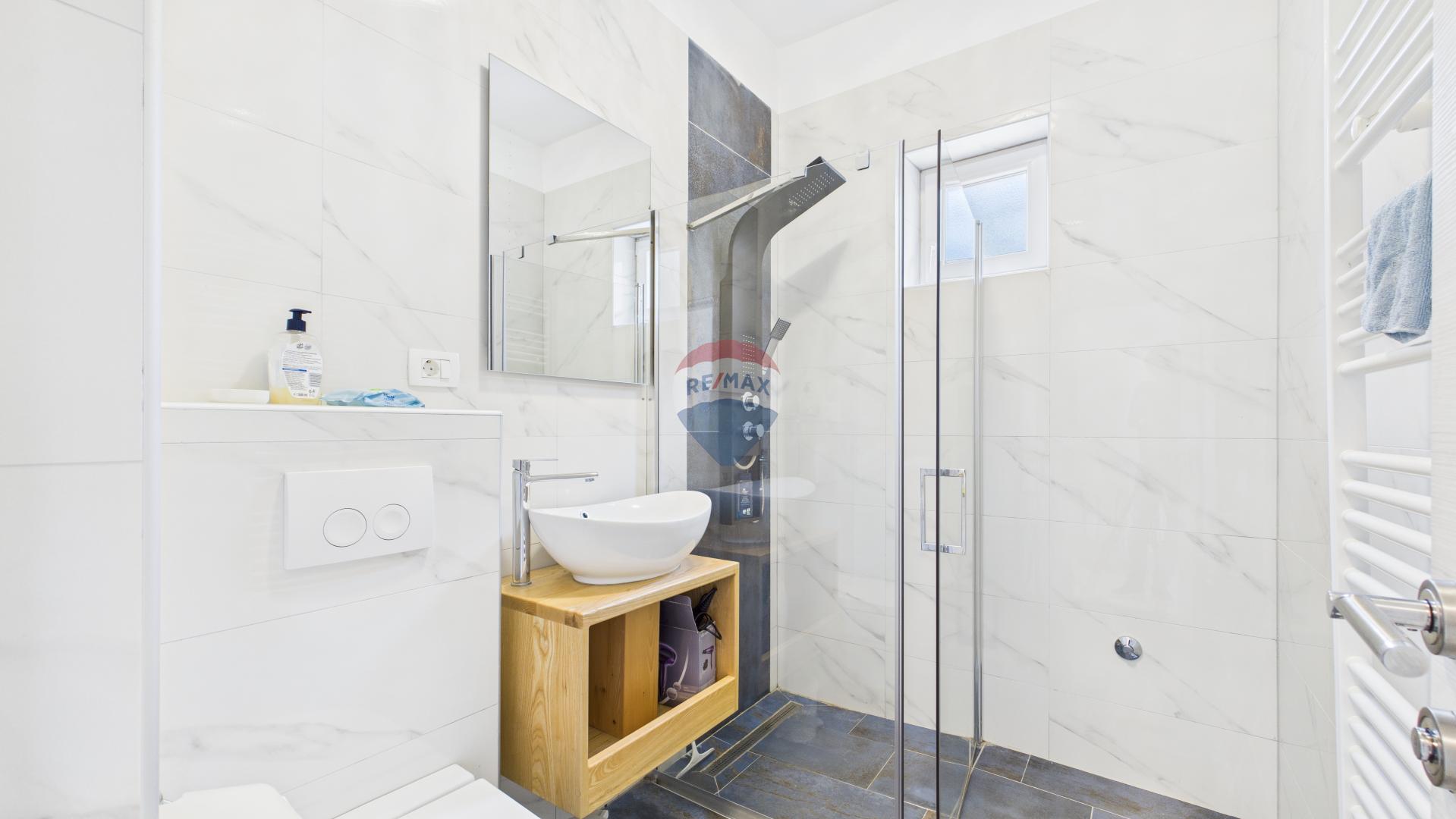 House Novi Vinodolski, 210m2