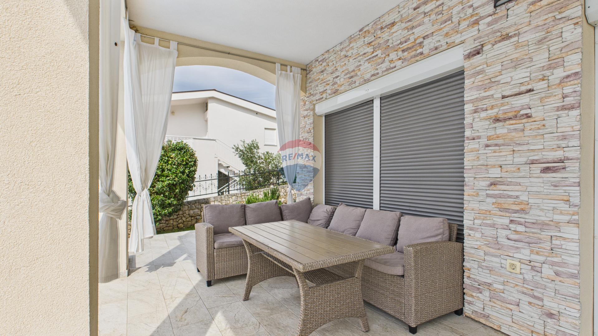 House Novi Vinodolski, 210m2