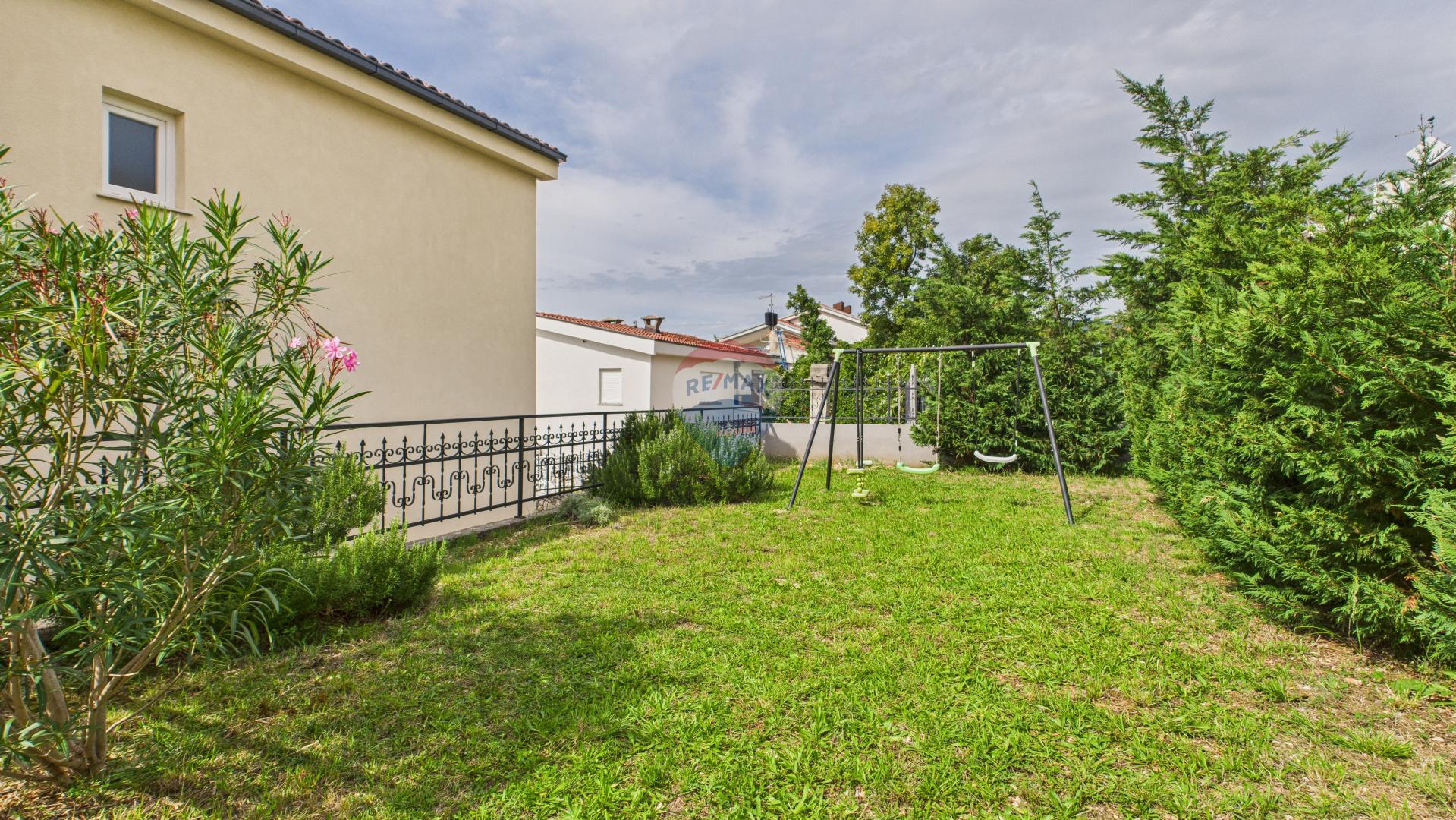 House Novi Vinodolski, 210m2
