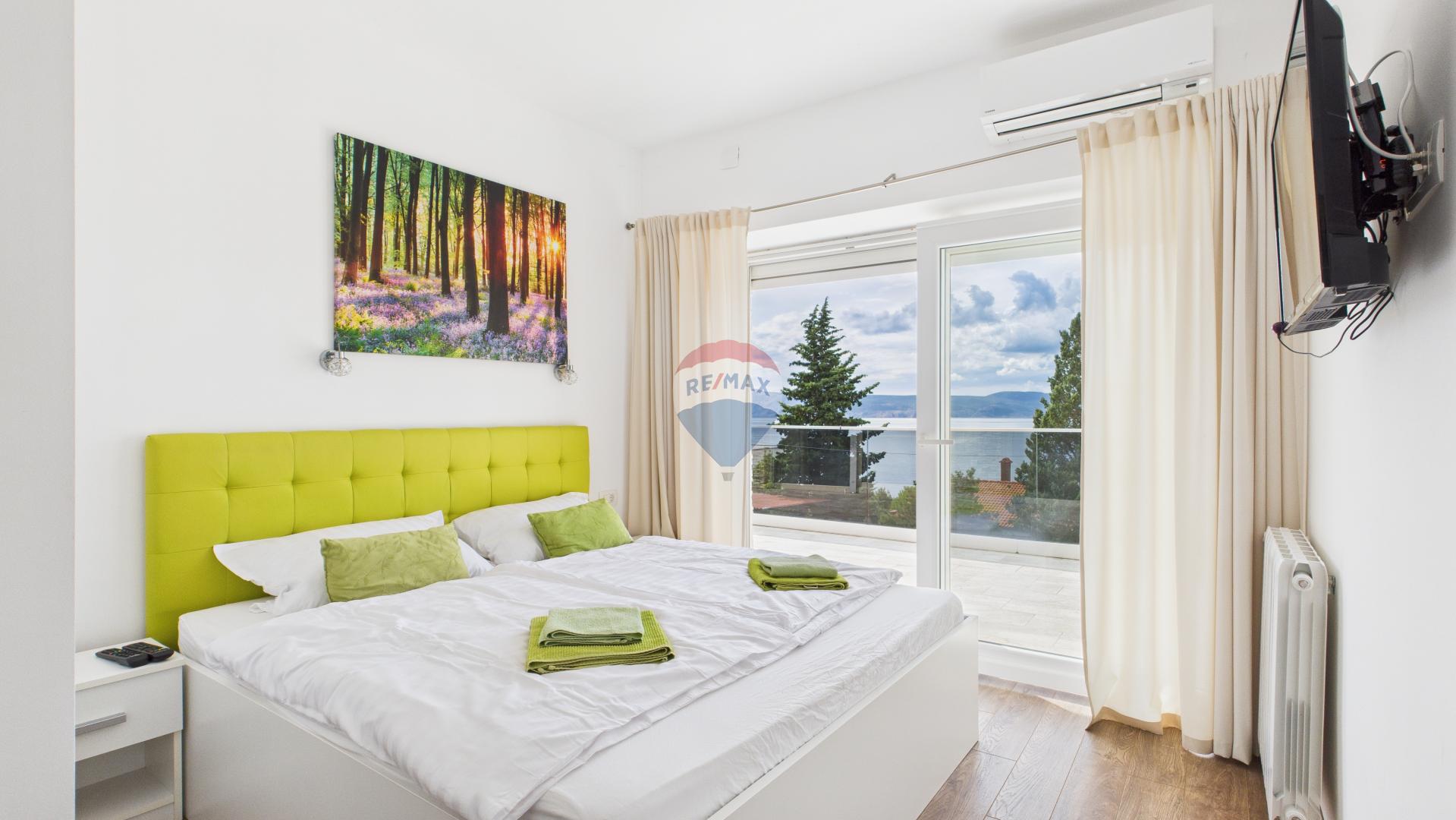 House Novi Vinodolski, 210m2