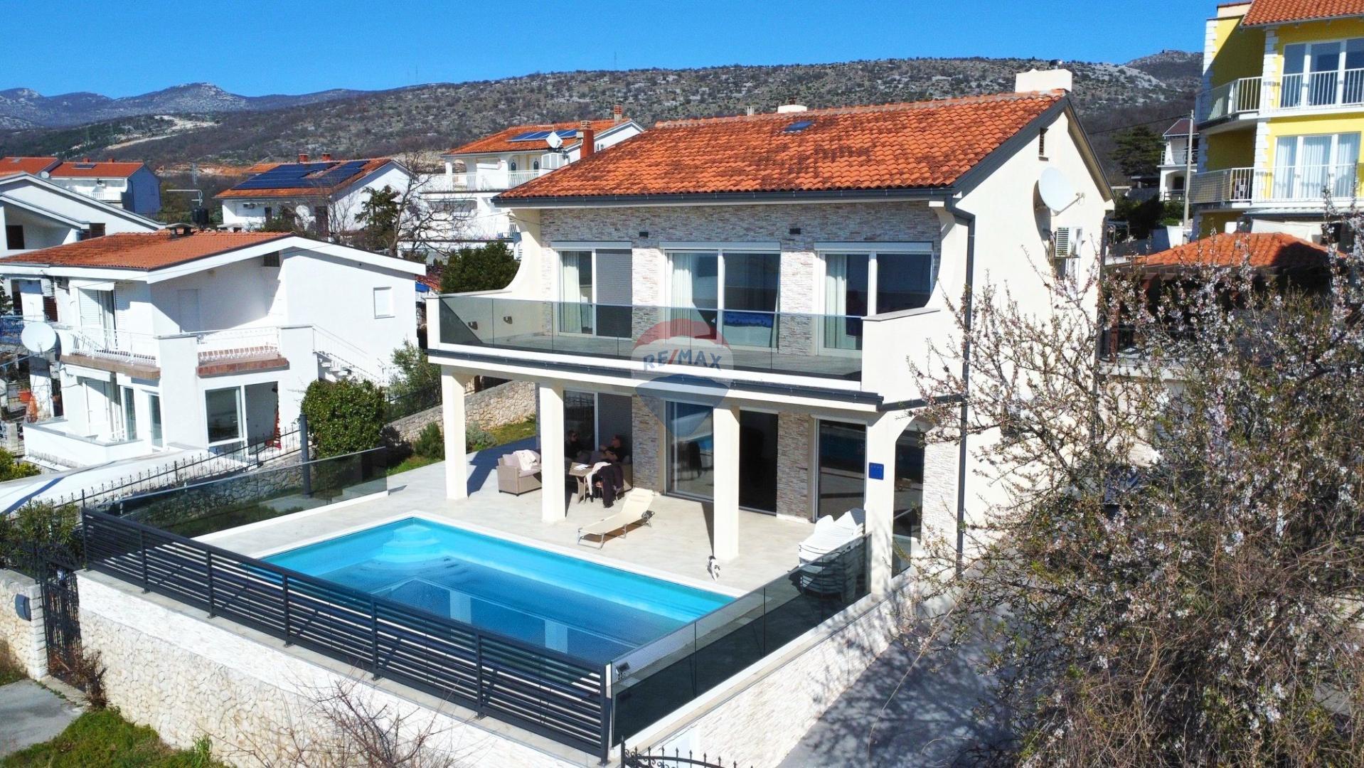 House Novi Vinodolski, 210m2