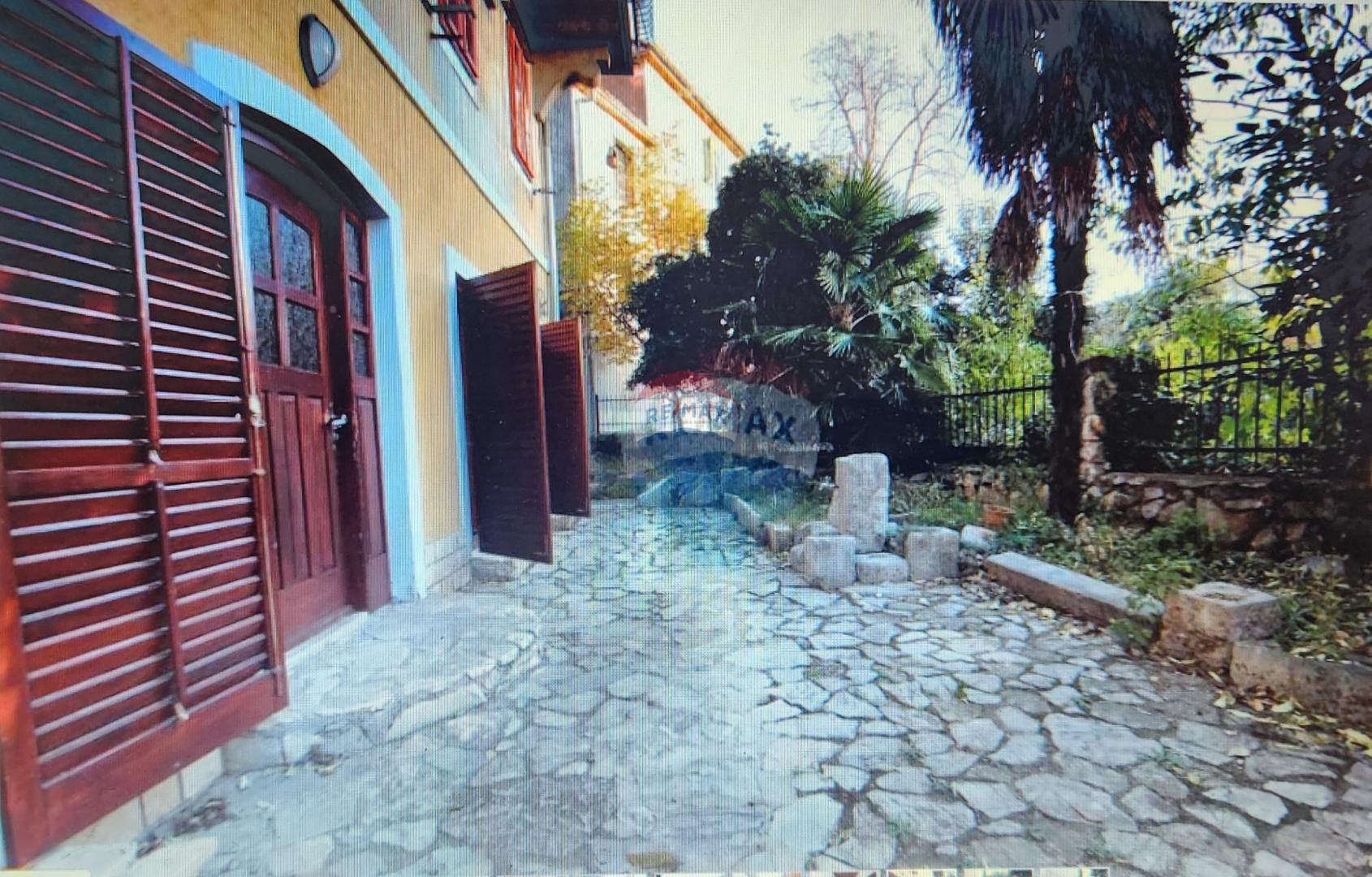 Condo/Apartment Mlaka, Rijeka, 82m2