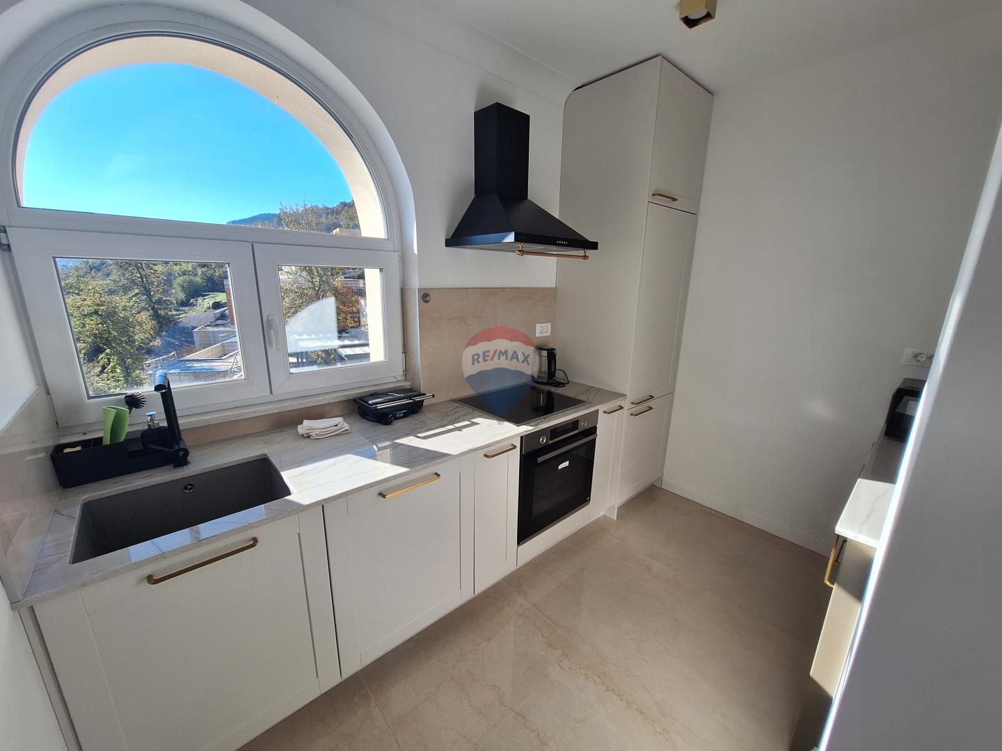 Condo/Apartment Dobreć, Opatija - Okolica, 114m2